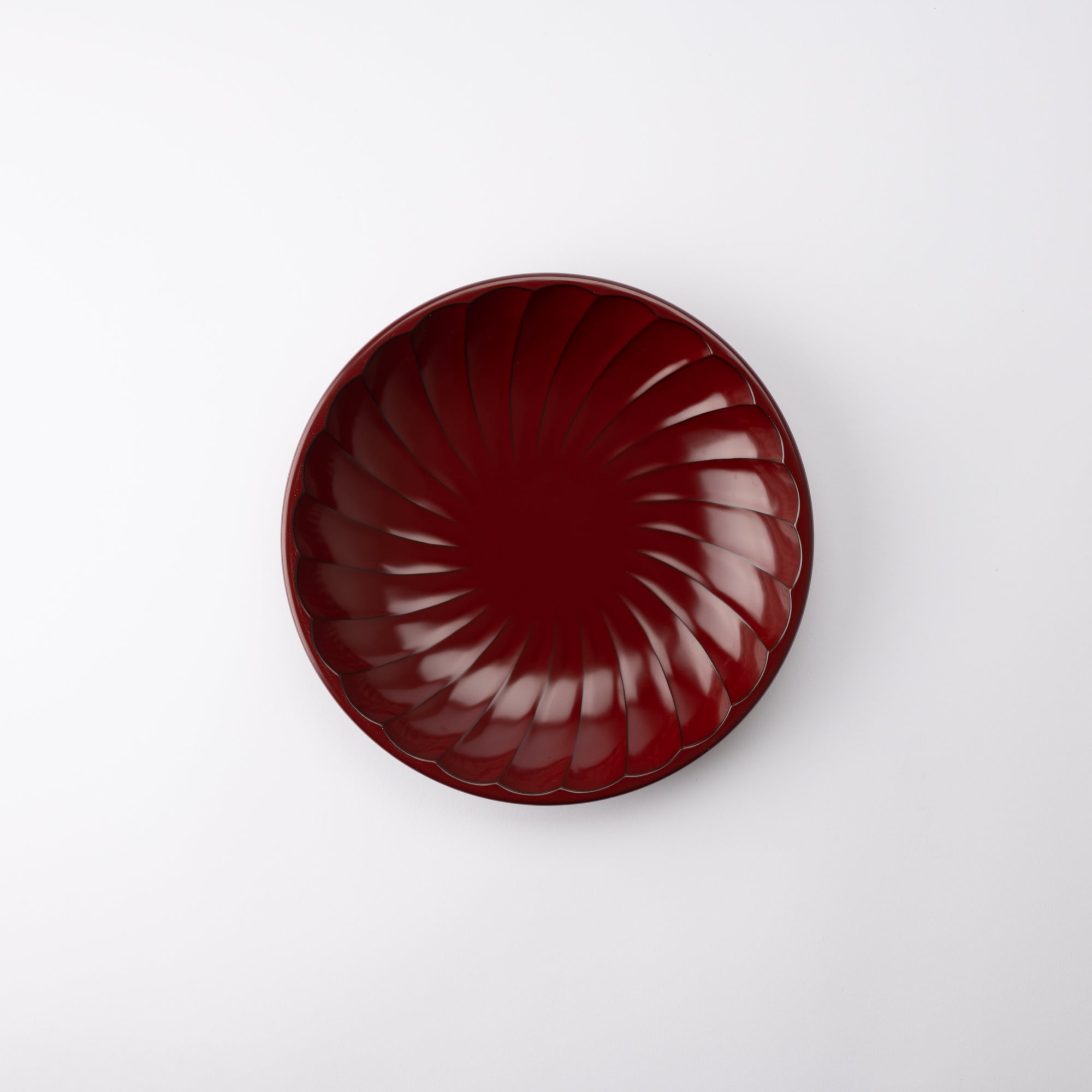 Streamlined Chrysanthemum Yamanaka Lacquerware Deep Plate - MUSUBI KILN - Quality Japanese Tableware and Gift