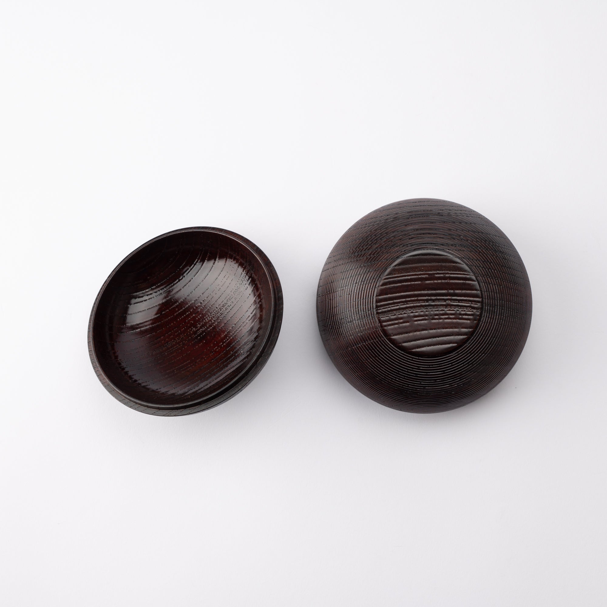 Suji - biki Zelkova Yamanaka Lacquerware Candy Box - MUSUBI KILN - Quality Japanese Tableware and Gift