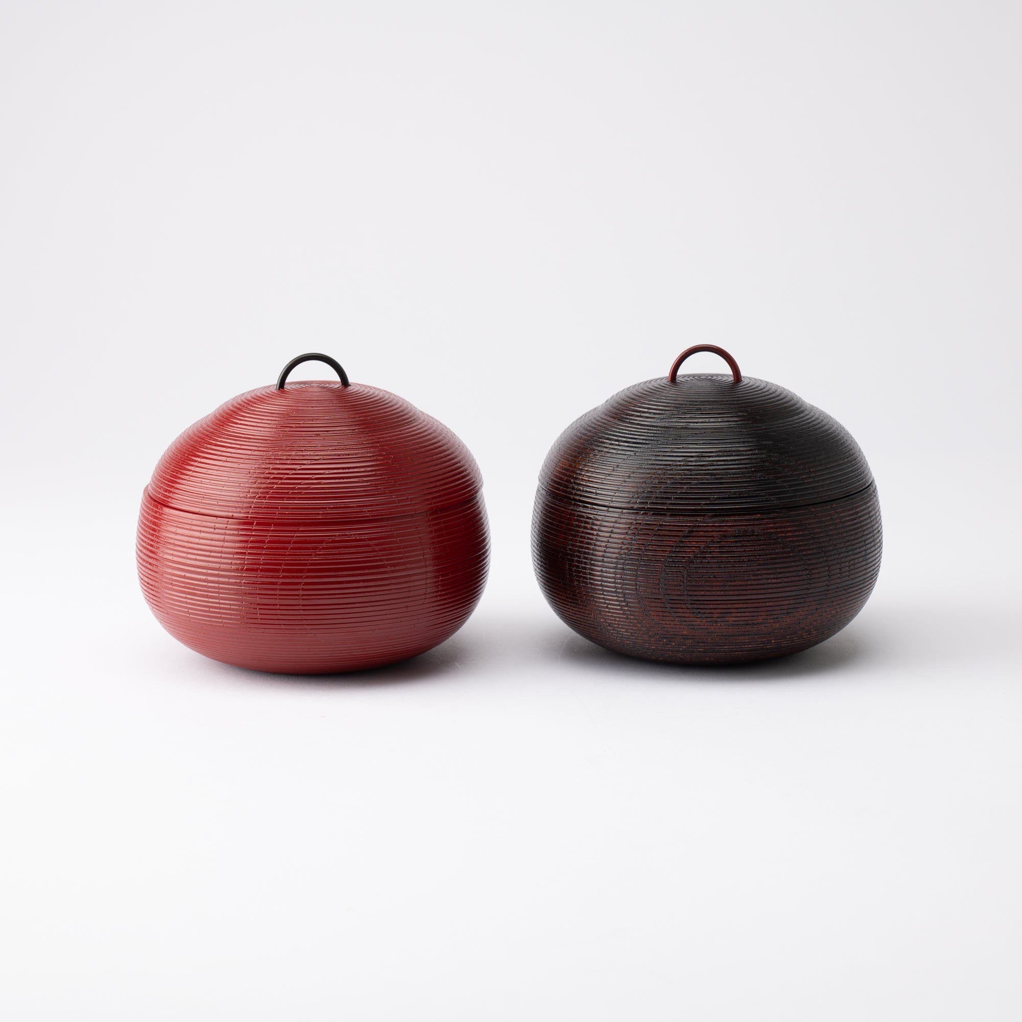 Suji - biki Zelkova Yamanaka Lacquerware Candy Box - MUSUBI KILN - Quality Japanese Tableware and Gift