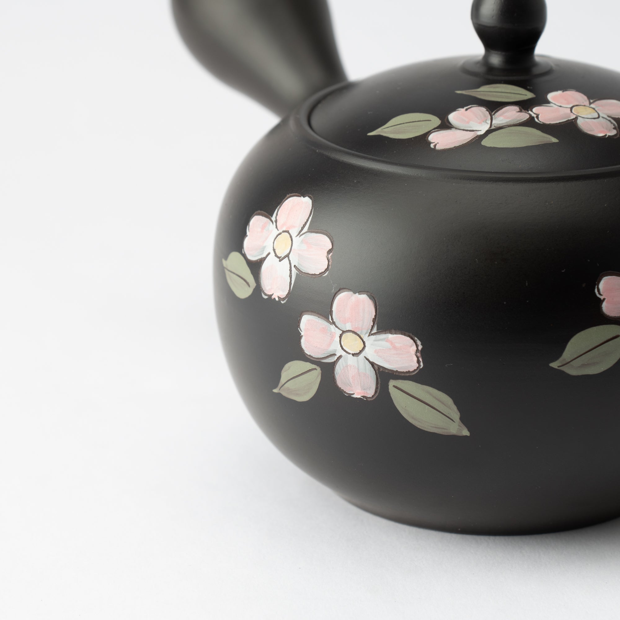 Syunju Hanamizuki Tokoname Japanese Teapot 17oz(500ml) - Sawayaka - MUSUBI KILN - Quality Japanese Tableware and Gift