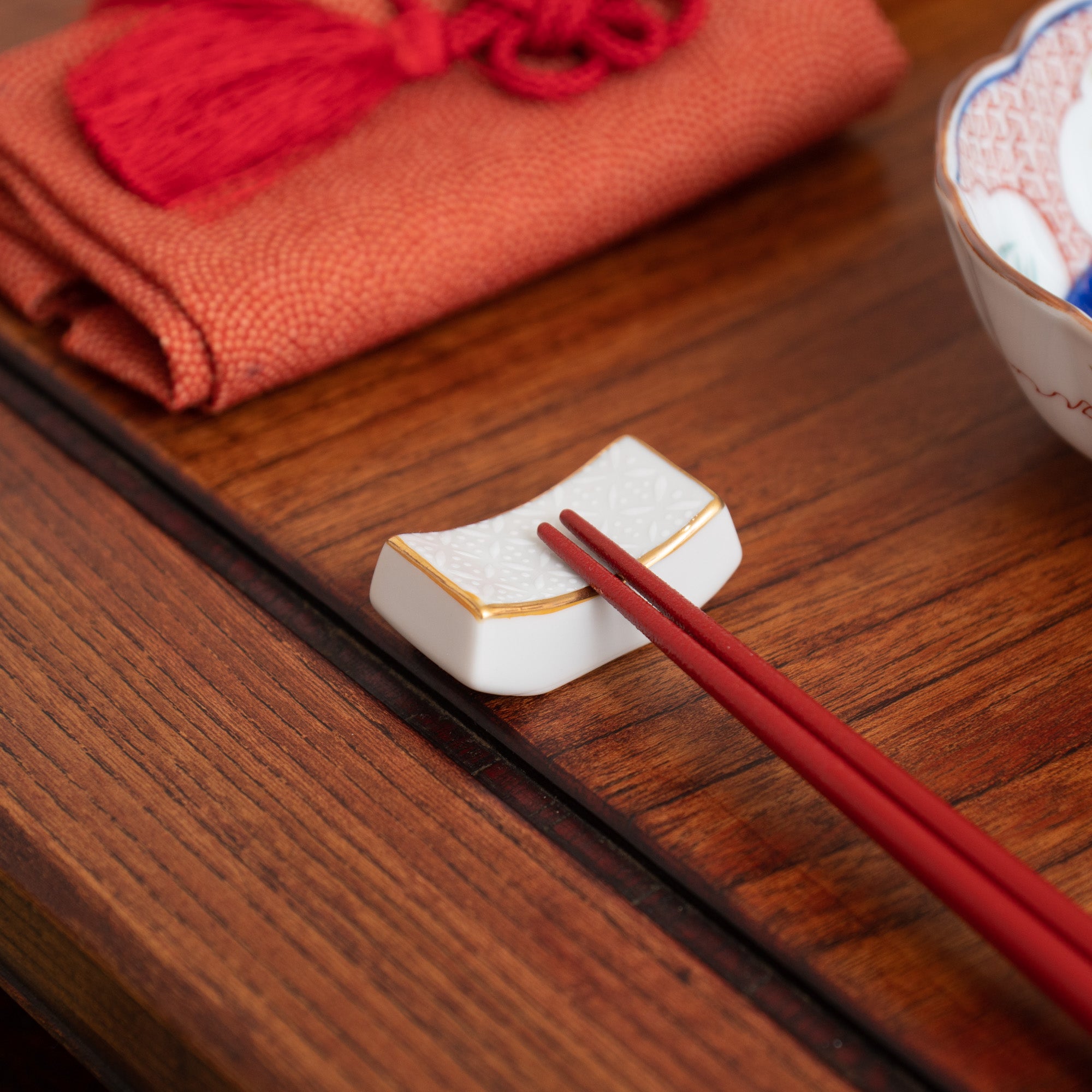 Syuzando White Shippou Kutani Chopstick Rest Set - MUSUBI KILN - Quality Japanese Tableware and Gift