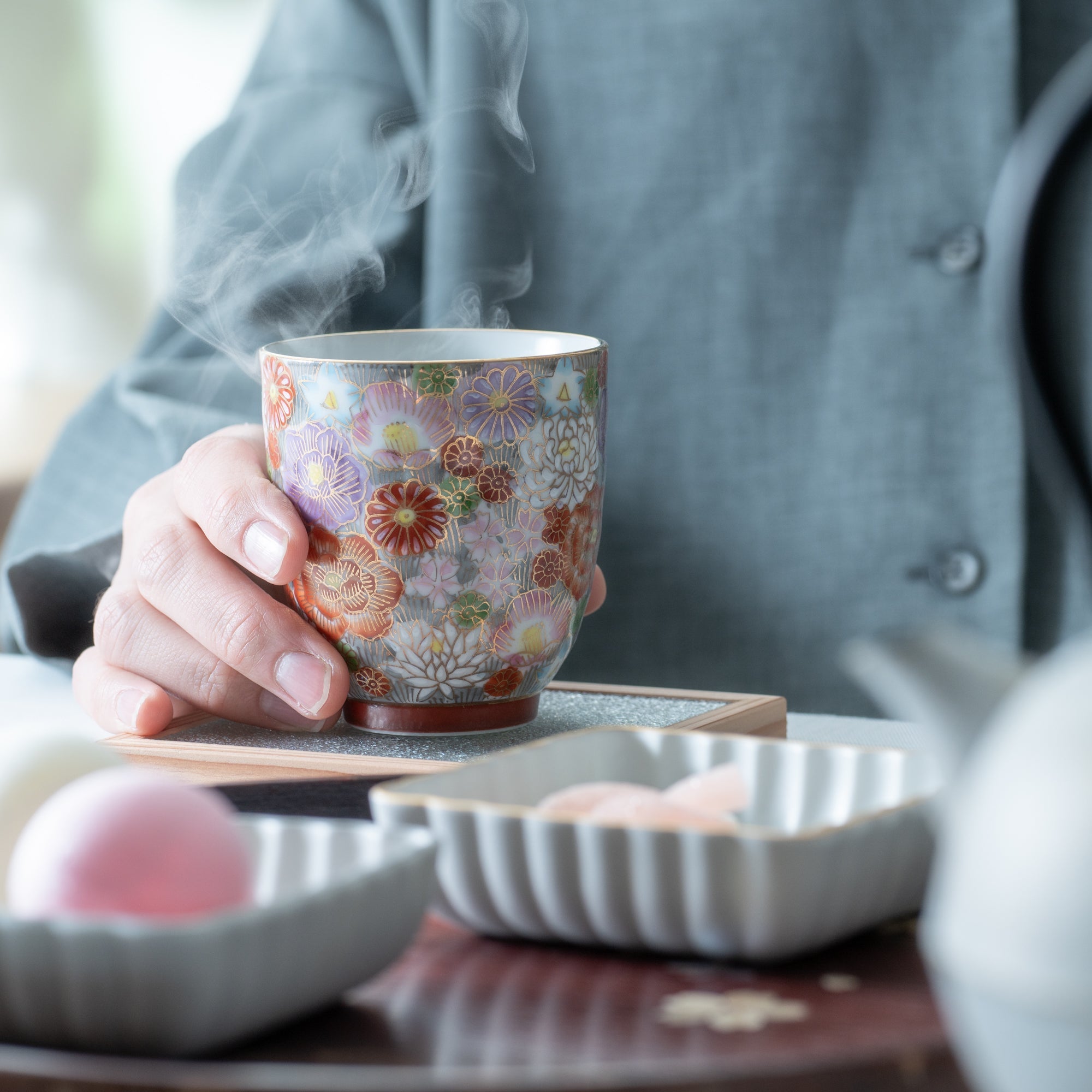 Taishi Kiln Hanazume Kutani Yunomi Japanese Teacup - MUSUBI KILN - Quality Japanese Tableware and Gift