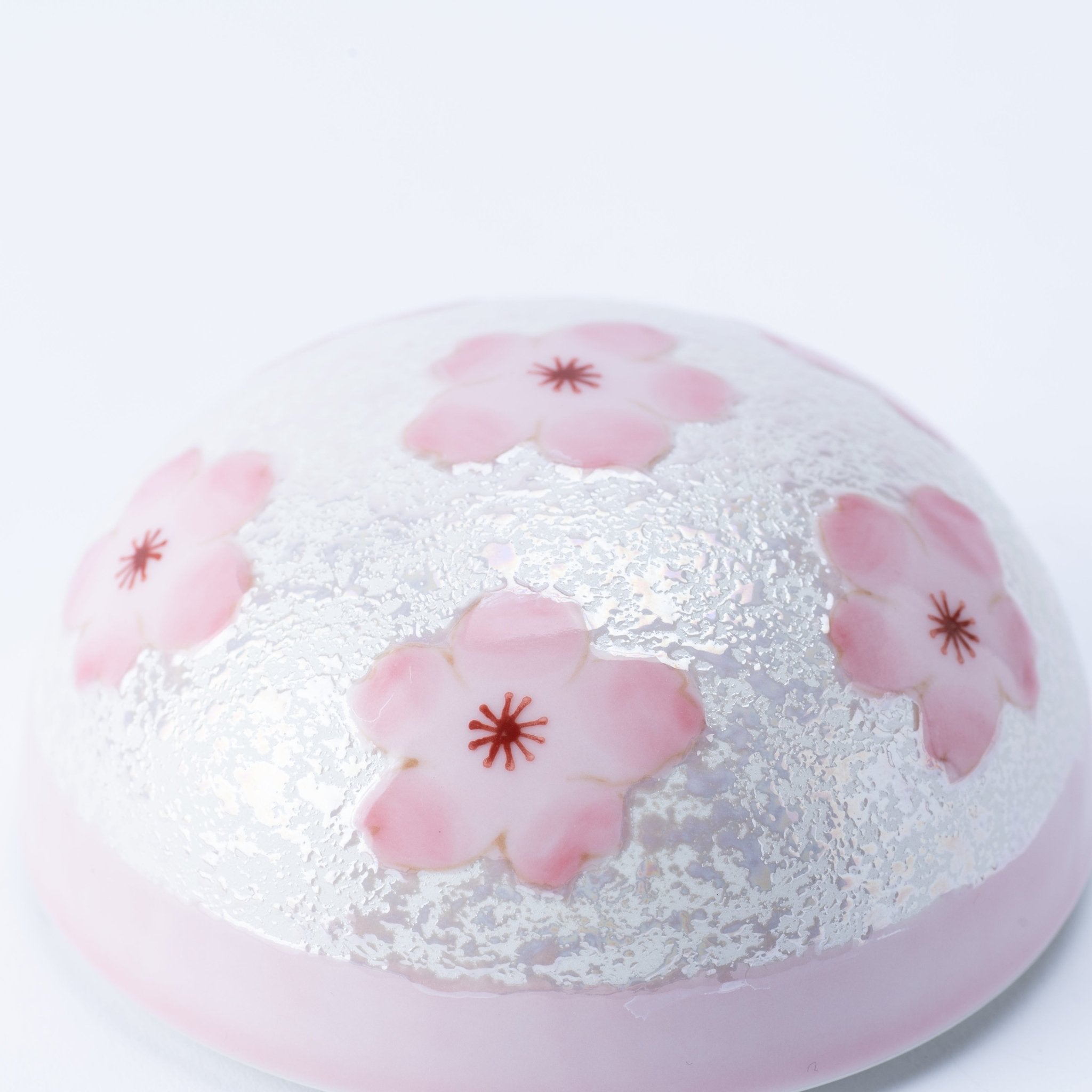 Tasei Kiln Lustrous Pink Sakura Arita Ware Candy Box with Lid - MUSUBI KILN - Quality Japanese Tableware and Gift