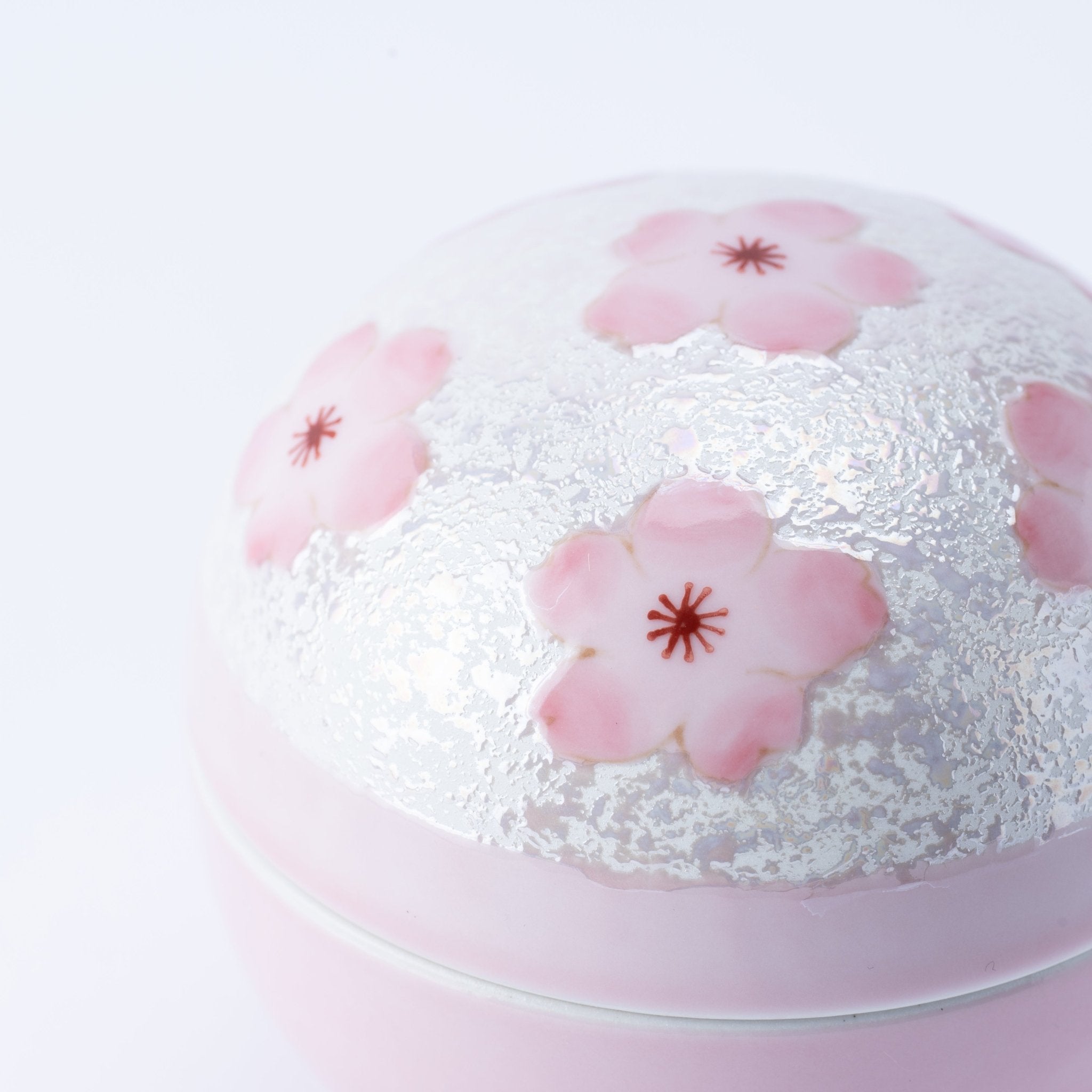 Tasei Kiln Lustrous Pink Sakura Arita Ware Candy Box with Lid - MUSUBI KILN - Quality Japanese Tableware and Gift