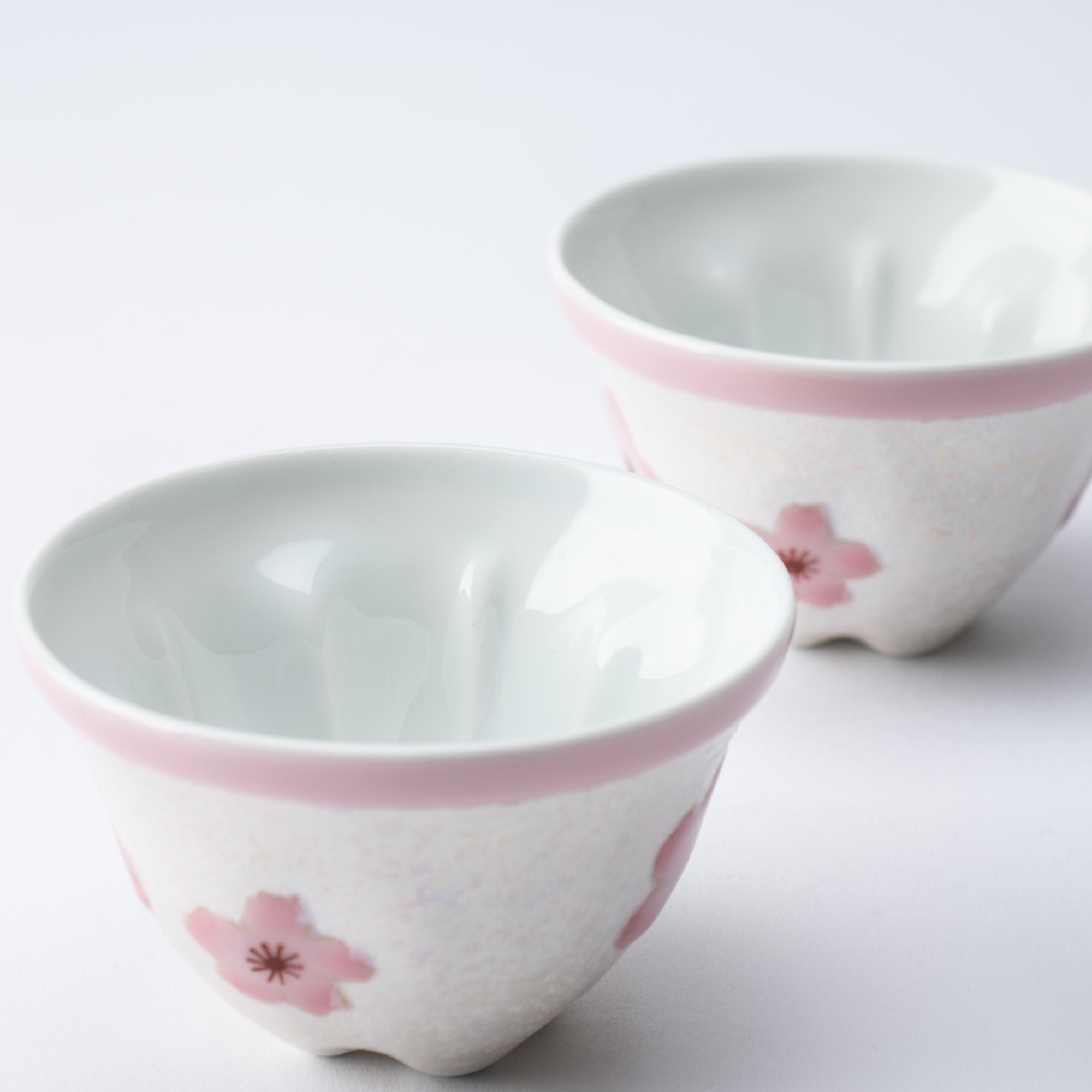 Tasei Kiln Lustrous Pink Sakura Arita Ware Japanese Teacup - MUSUBI KILN - Quality Japanese Tableware and Gift