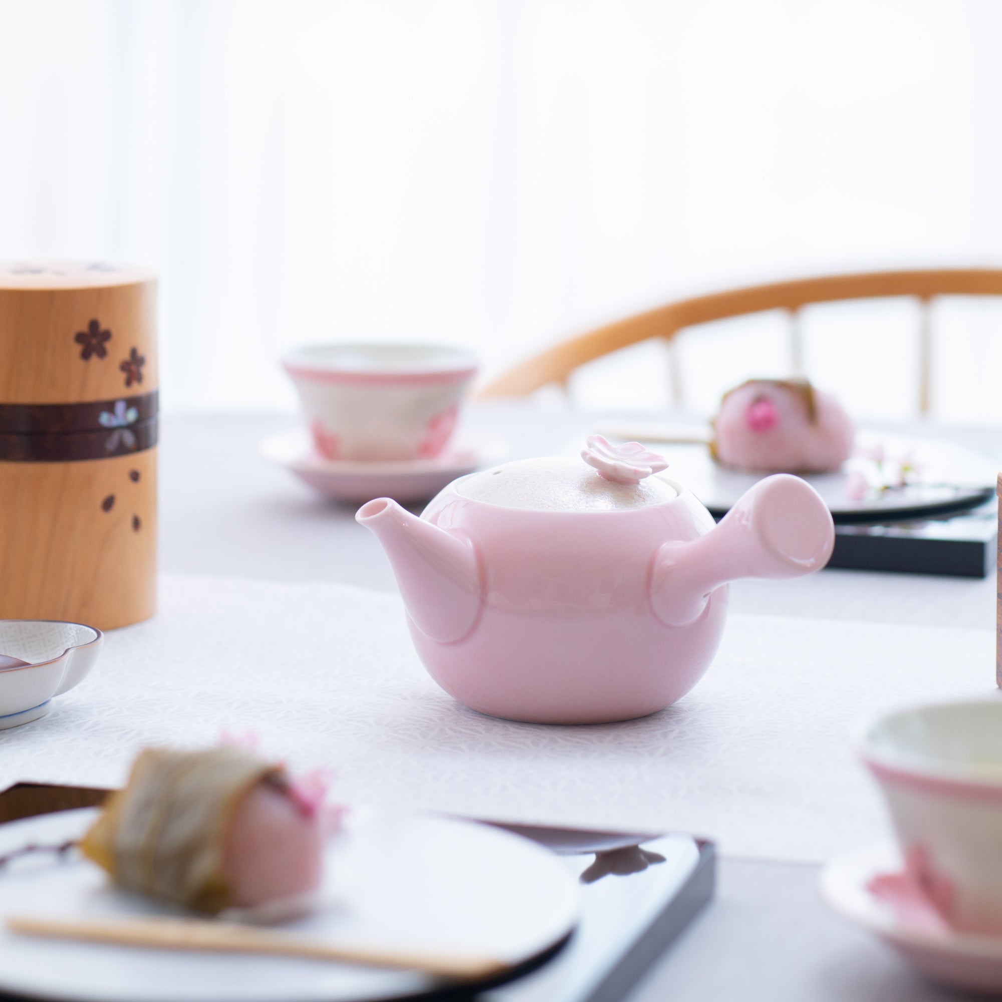 Tasei Kiln Lustrous Sakura Pink Arita Ware Japanese Teapot - MUSUBI KILN - Quality Japanese Tableware and Gift