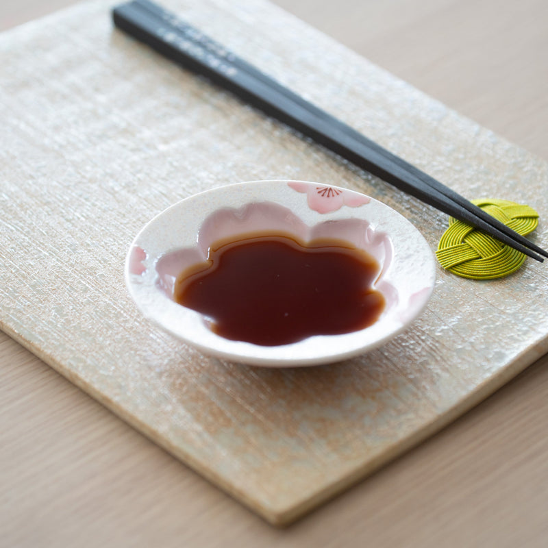 Tasei Kiln Lustrous Sakura Pink Arita Ware Sauce Plate - MUSUBI KILN - Quality Japanese Tableware and Gift