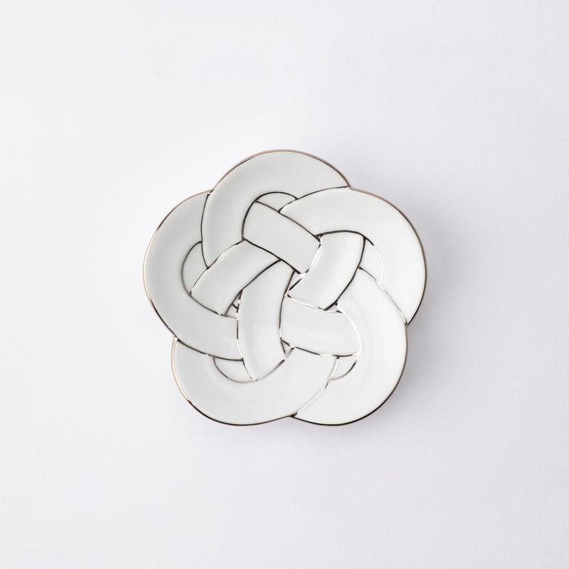 Tasei Kiln Plum Blossom Knot Arita Sauce Plate - MUSUBI KILN - Quality Japanese Tableware and Gift