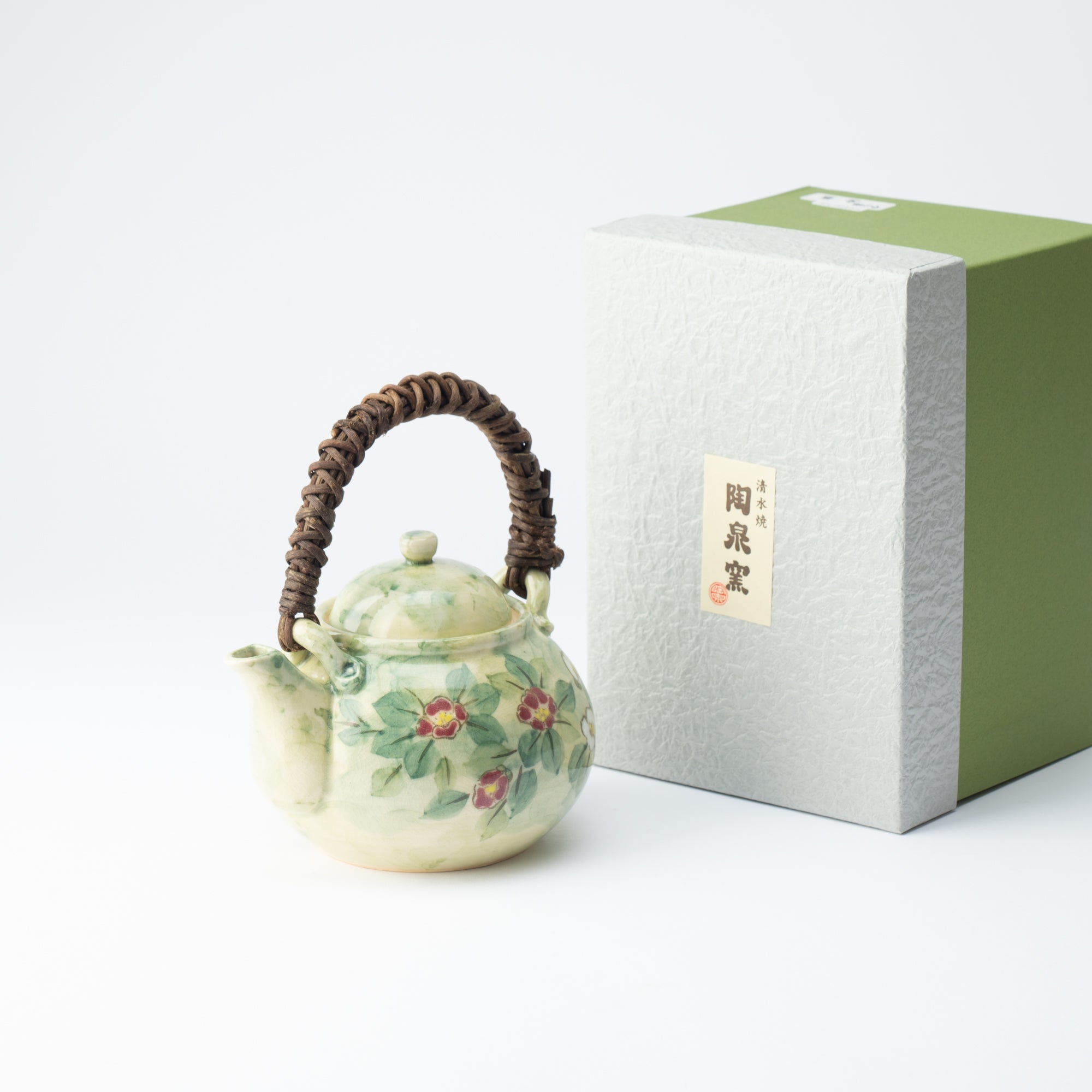 Tosen Kiln Camellia Kiyomizu Ware Teapot 15.8 oz (450 ml) - MUSUBI KILN - Quality Japanese Tableware and Gift