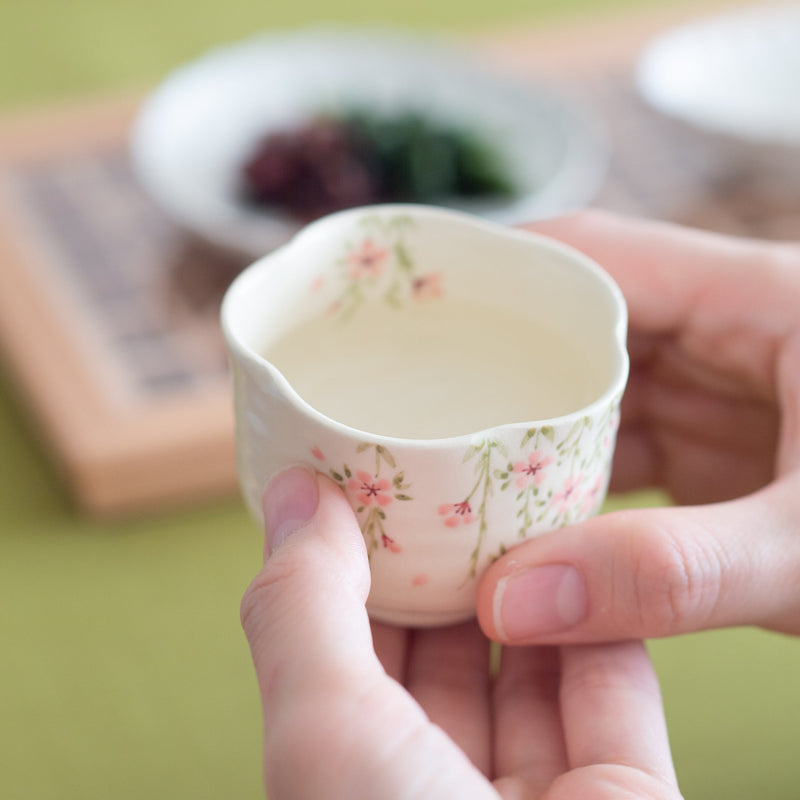 Tosen Kiln Sakura Kiyomizu Ware Japanese Tea Cup - MUSUBI KILN - Quality Japanese Tableware and Gift