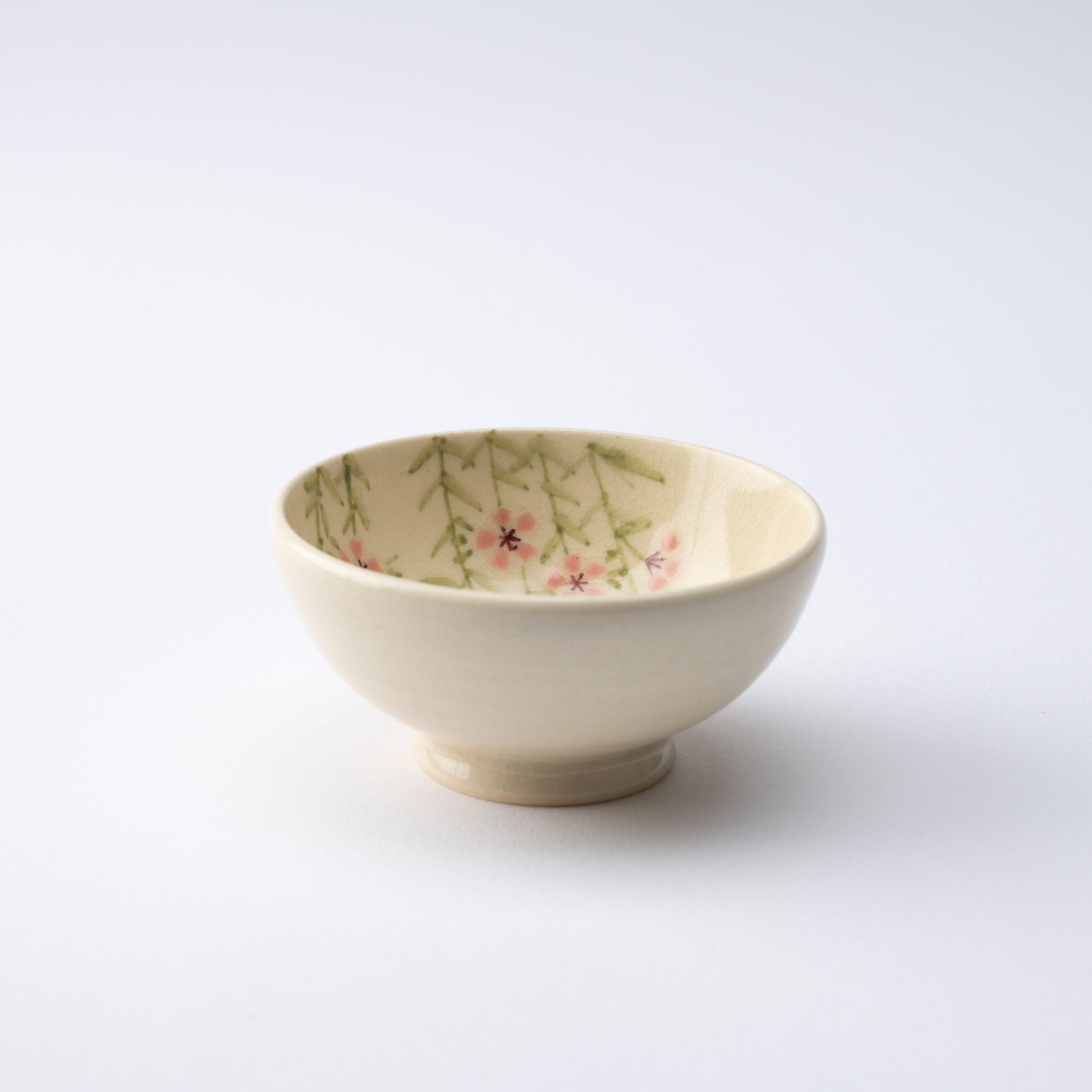 Tosen Kiln Sakura Kiyomizu Ware Sakazuki Flat Sake Cup with Stand - MUSUBI KILN - Quality Japanese Tableware and Gift