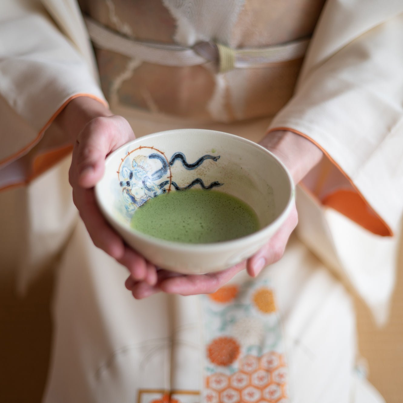 Tosen Kiln Wind God and Thunder God Kiyomizu Ware Matcha Bowl Chawan - MUSUBI KILN - Quality Japanese Tableware and Gift