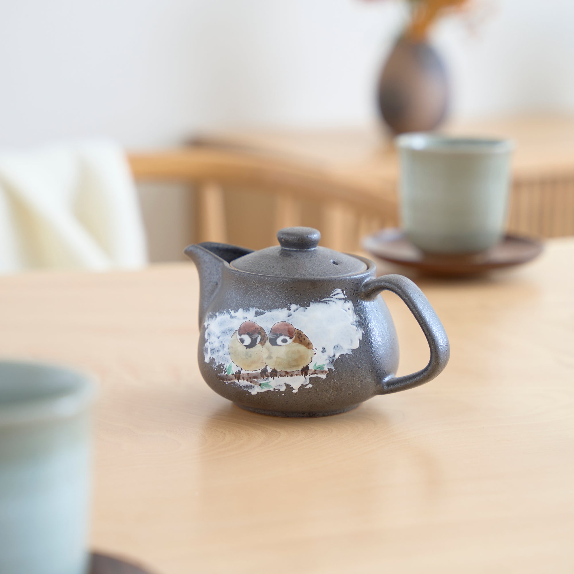 Twin Sparrows Kutani Japanese Teapot 11.5oz(340ml) - MUSUBI KILN - Quality Japanese Tableware and Gift