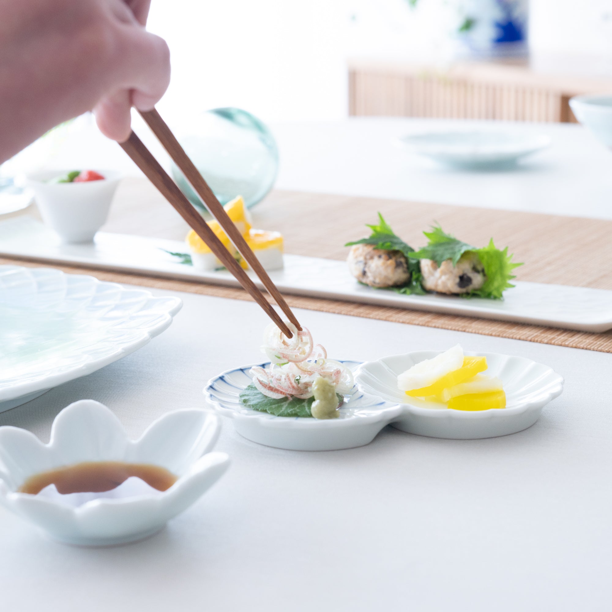 Two Chrysanthemum Radiate Hasami Sauce Plate - MUSUBI KILN - Quality Japanese Tableware and Gift