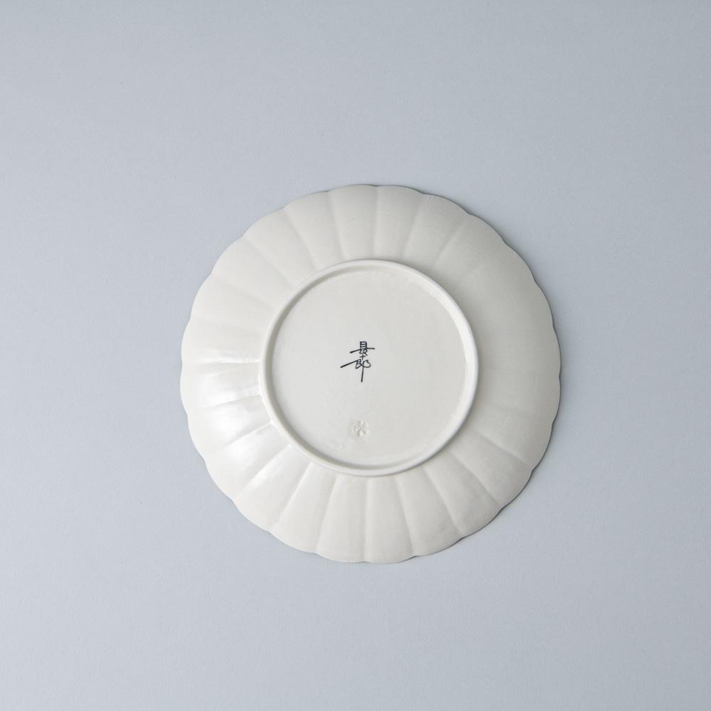 White Chrysanthemum Hasami Plate 8.5in - MUSUBI KILN - Quality Japanese Tableware and Gift