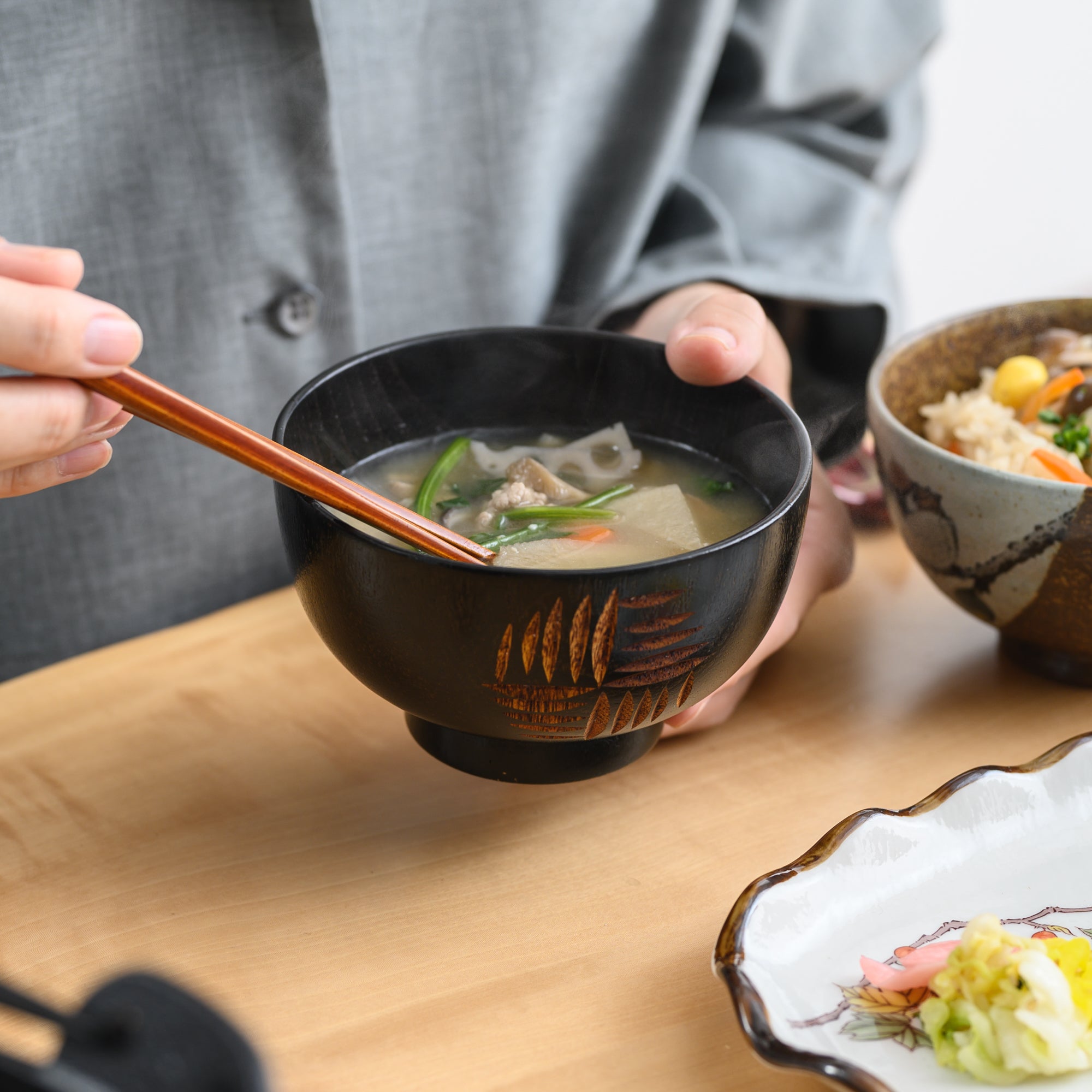 Windmill Yamanaka Lacquerware Miso Soup Bowl - MUSUBI KILN - Quality Japanese Tableware and Gift