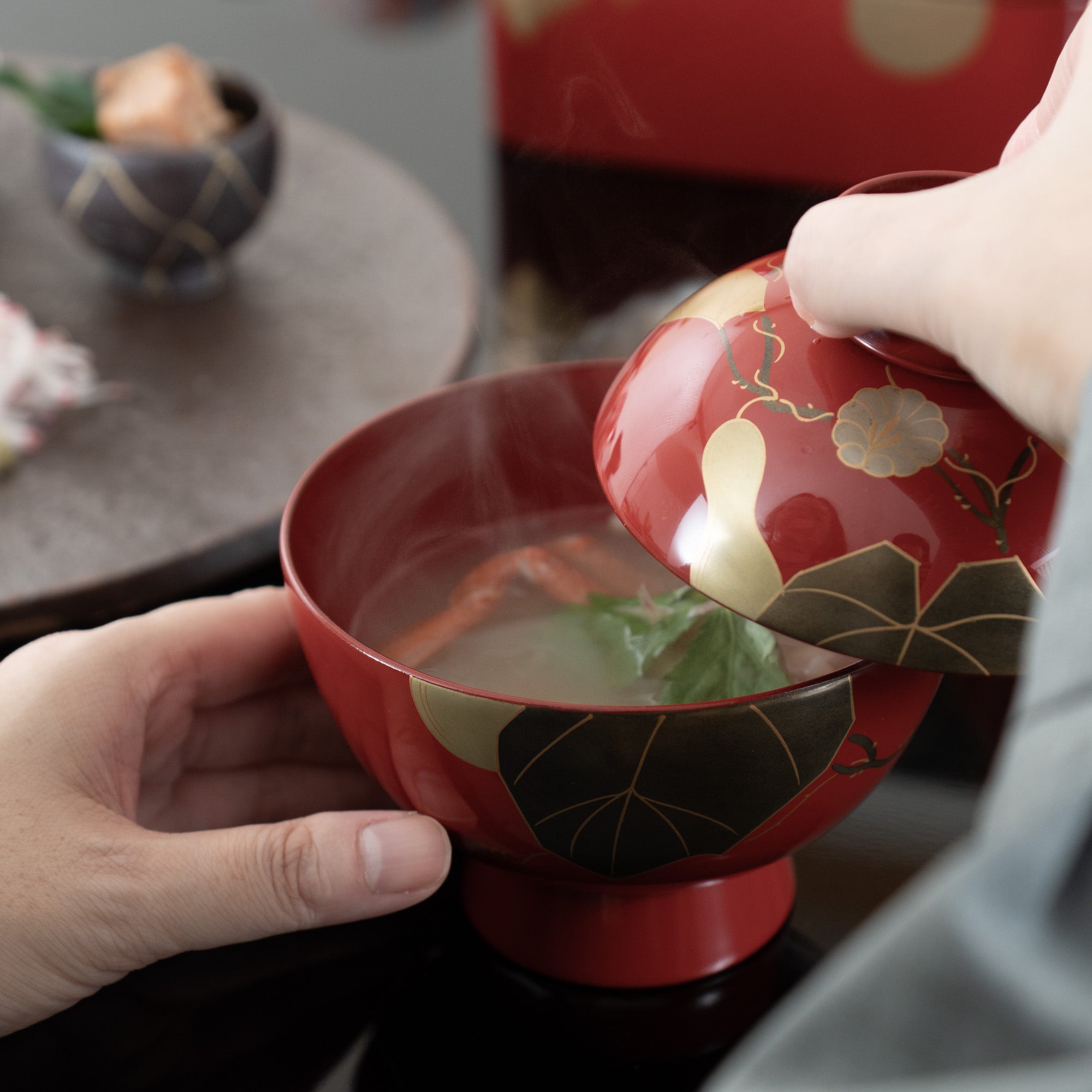 YAMAKYU Golden Gourd Echizen Lacquerware Soup Bowl with Lid - MUSUBI KILN - Quality Japanese Tableware and Gift