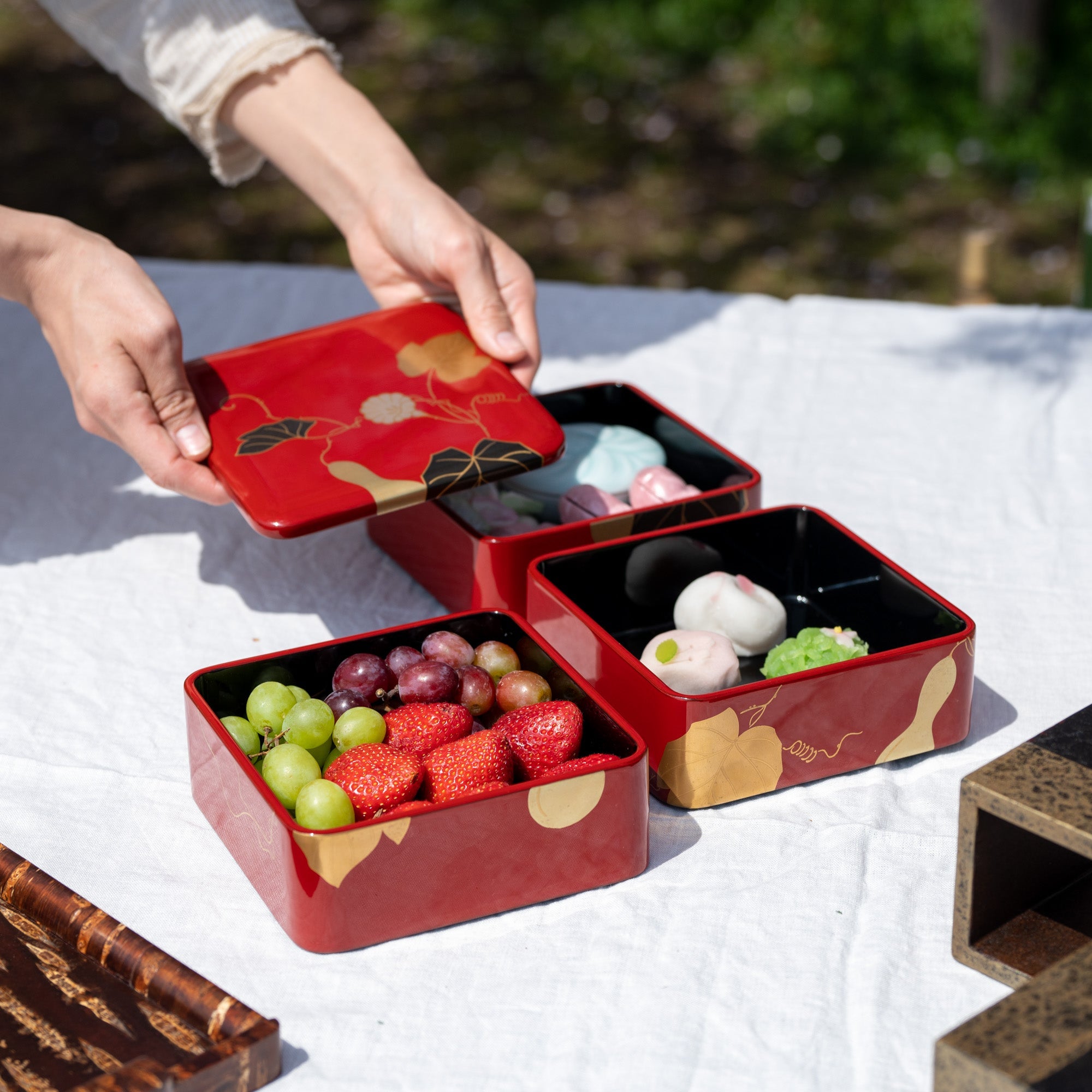 YAMAKYU Golden Gourd Echizen Lacquerware Three Tiers Jubako Bento Box - MUSUBI KILN - Quality Japanese Tableware and Gift