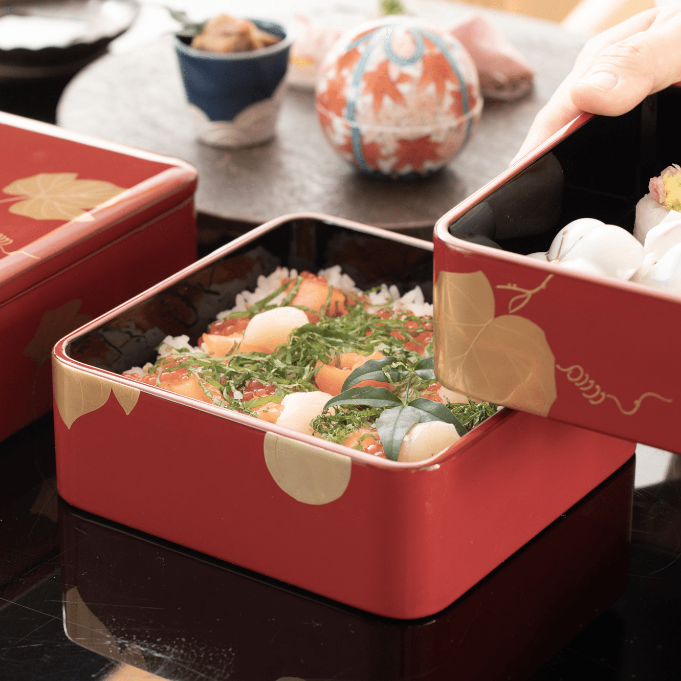 YAMAKYU Golden Gourd Echizen Lacquerware Three Tiers Jubako Bento Box - MUSUBI KILN - Quality Japanese Tableware and Gift