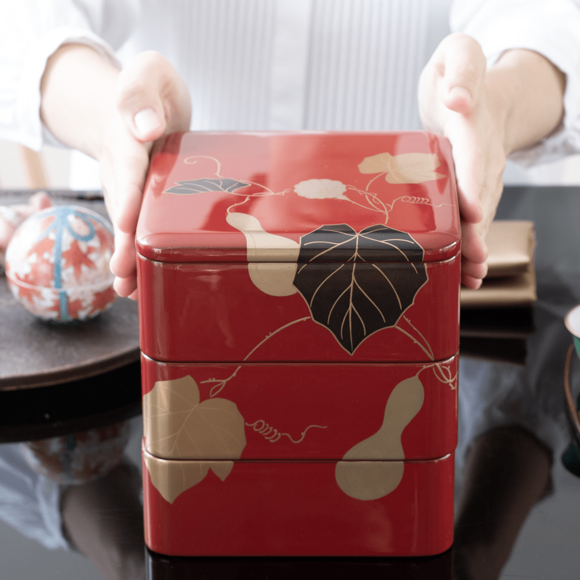 YAMAKYU Golden Gourd Echizen Lacquerware Three Tiers Jubako Bento Box - MUSUBI KILN - Quality Japanese Tableware and Gift