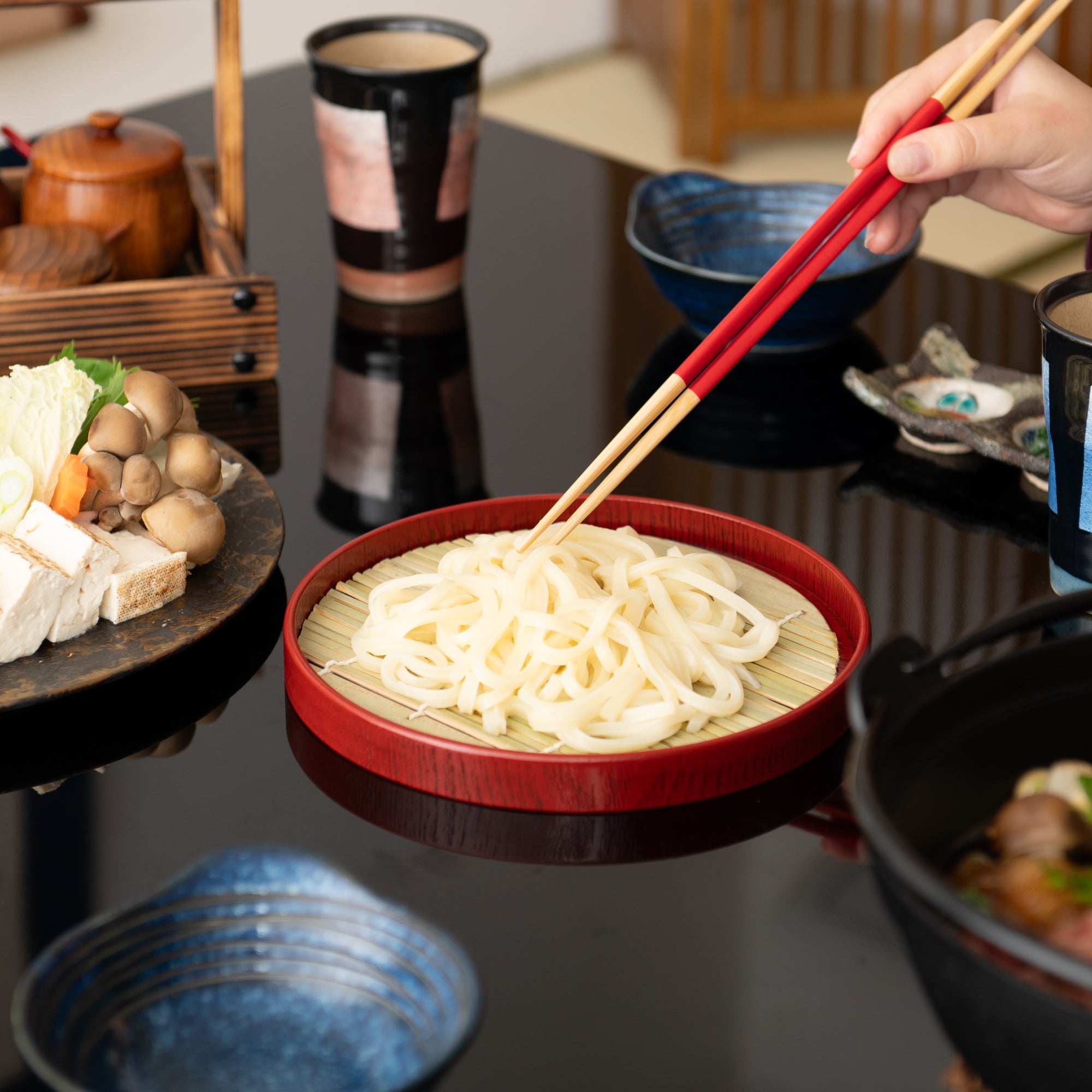 Yamanaka Lacquerware Round Japanese Soba Tray - MUSUBI KILN - Quality Japanese Tableware and Gift