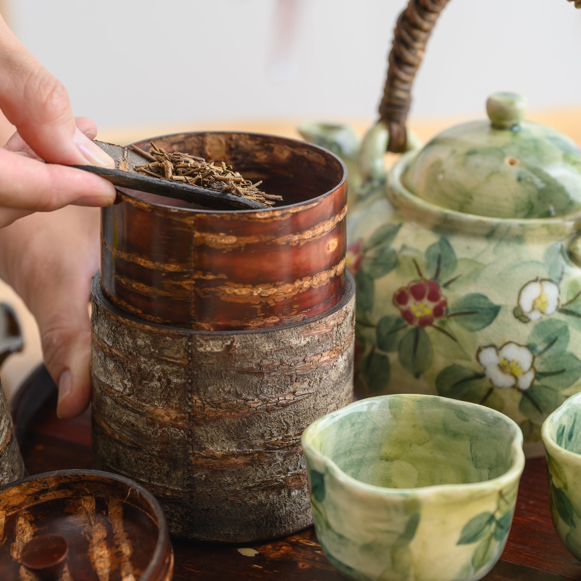 Yatsuyanagi Frosted Akita Cherry Bark Work Tea Canister - MUSUBI KILN - Quality Japanese Tableware and Gift