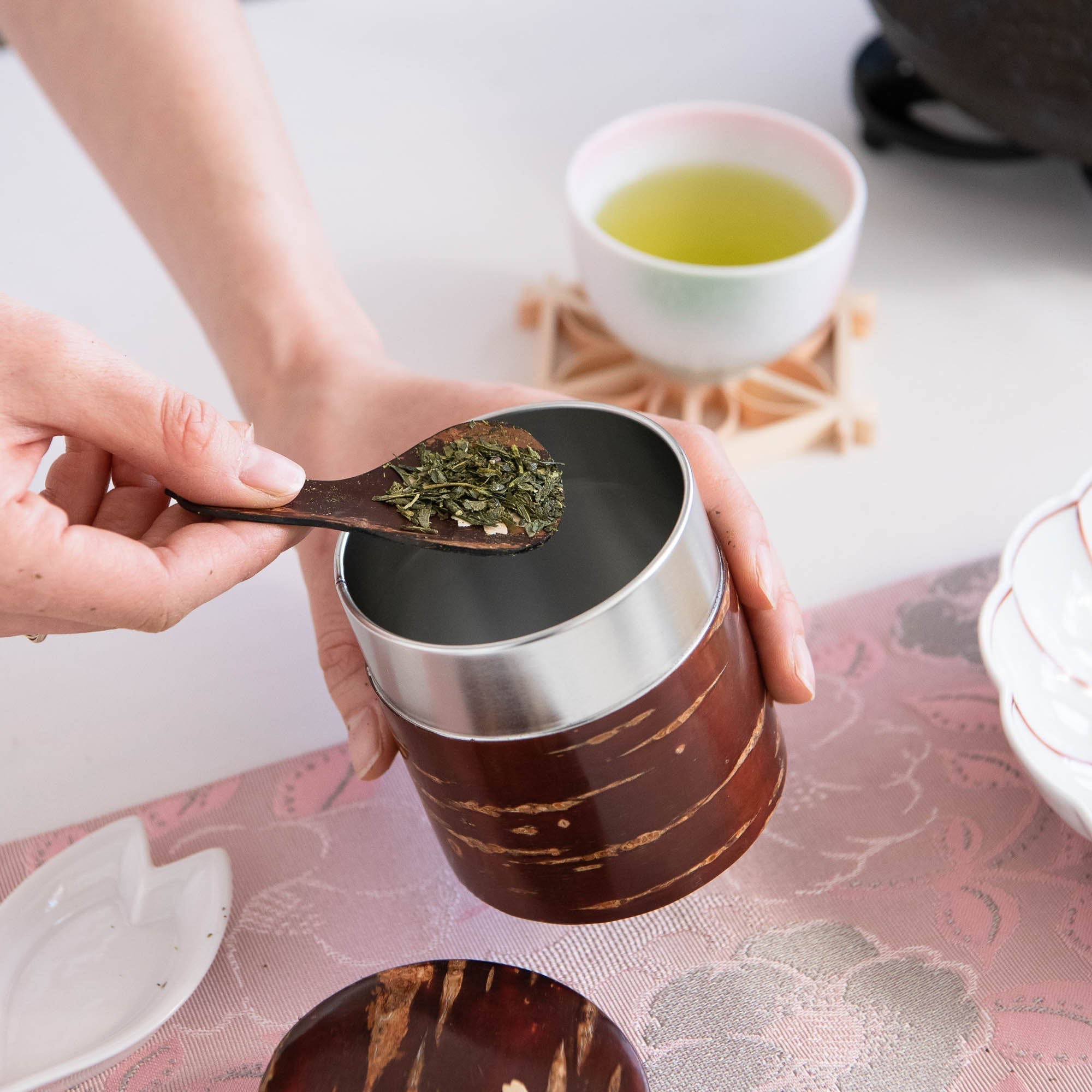 Yatsuyanagi Sakura Akita Cherry Bark Work Tea Canister - MUSUBI KILN - Quality Japanese Tableware and Gift