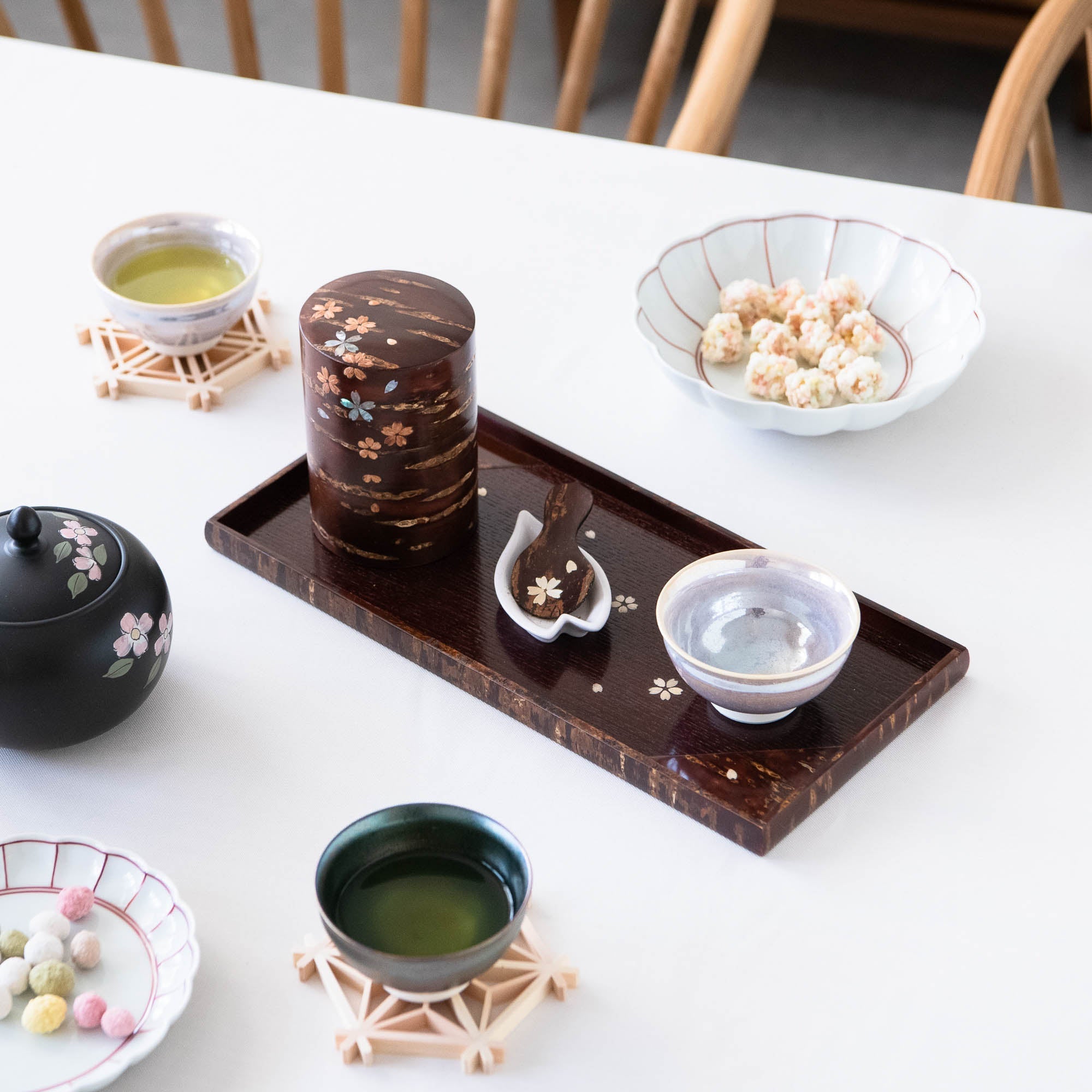 Yatsuyanagi Sakura Akita Cherry Bark Work Tea Tray Small - MUSUBI KILN - Quality Japanese Tableware and Gift