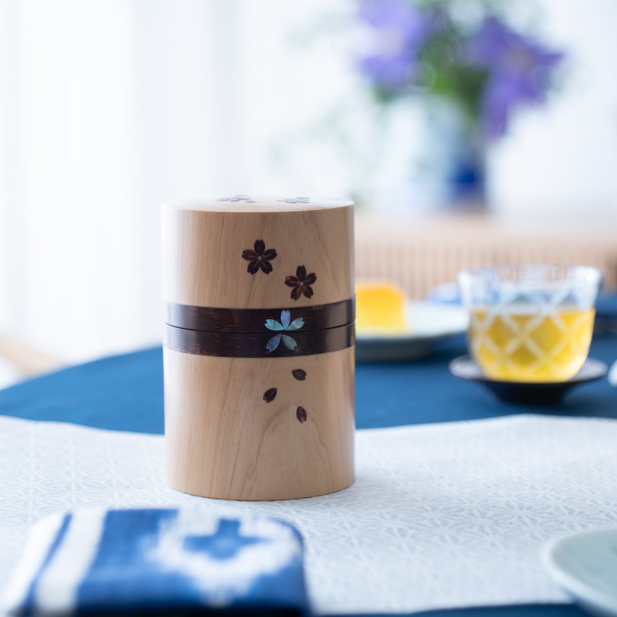 Yatsuyanagi Shell Inlay Sakura and Cypress Akita Cherry Bark Work Tea Canister - MUSUBI KILN - Quality Japanese Tableware and Gift