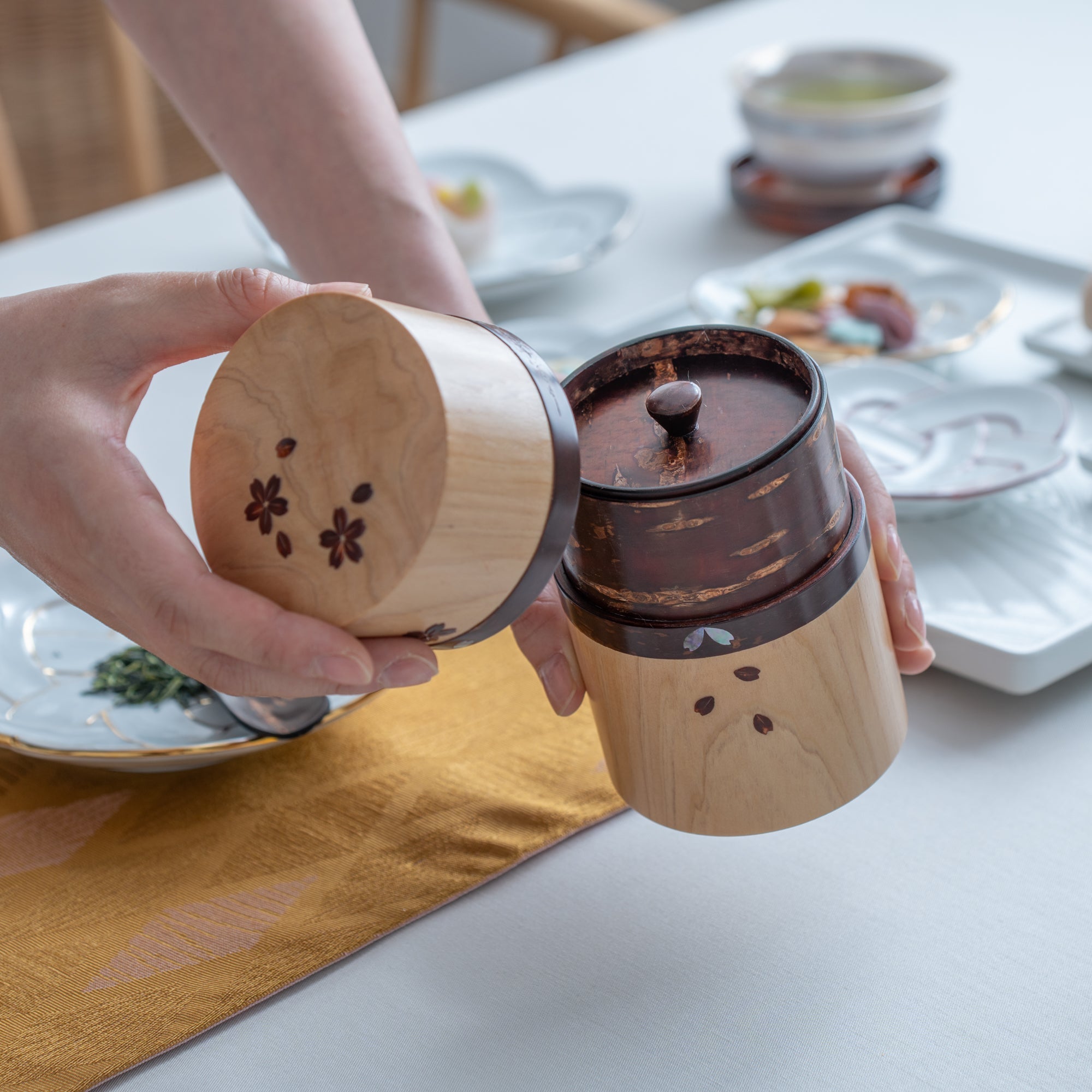 Yatsuyanagi Shell Inlay Sakura and Cypress Akita Cherry Bark Work Tea Canister - MUSUBI KILN - Quality Japanese Tableware and Gift