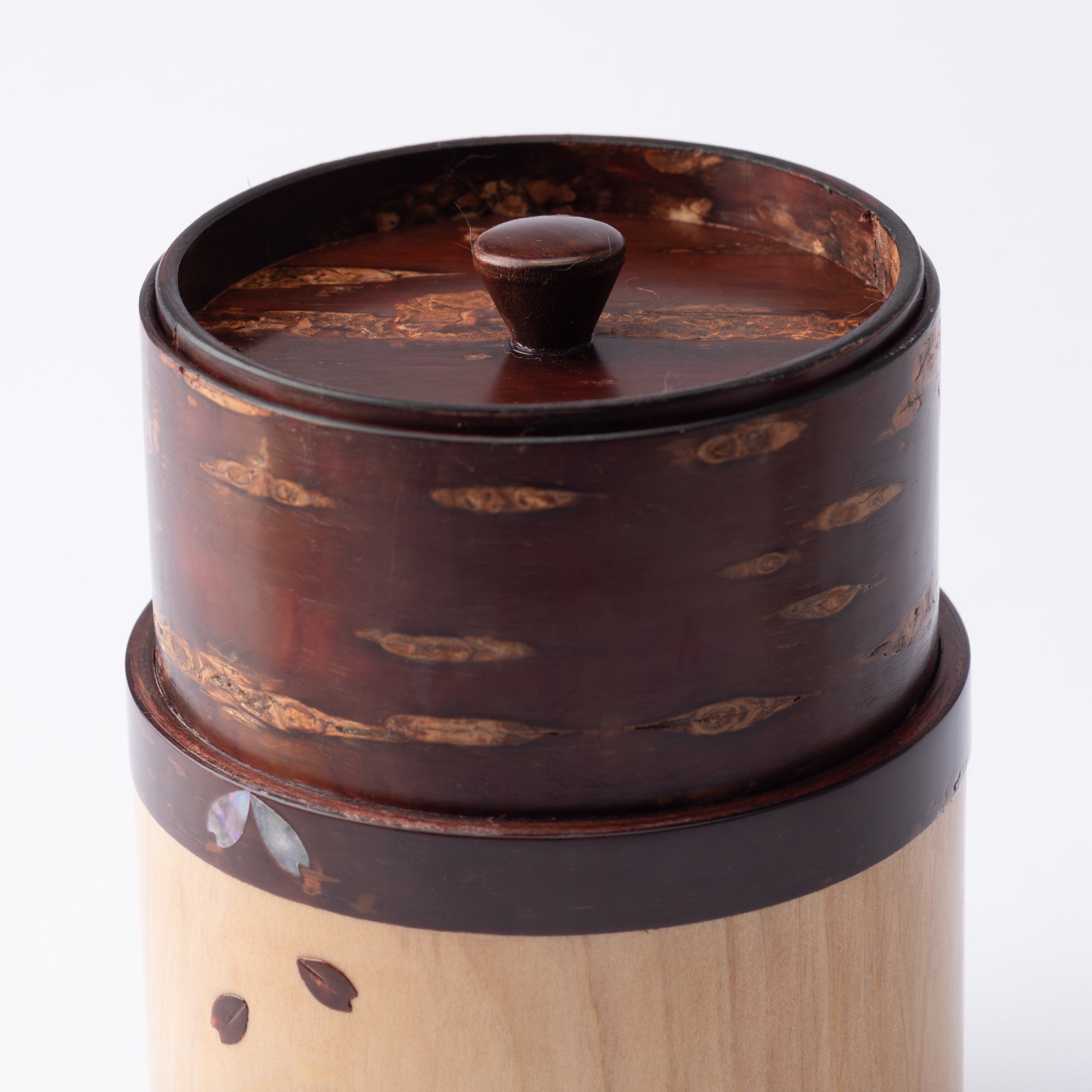 Yatsuyanagi Shell Inlay Sakura and Cypress Akita Cherry Bark Work Tea Canister - MUSUBI KILN - Quality Japanese Tableware and Gift