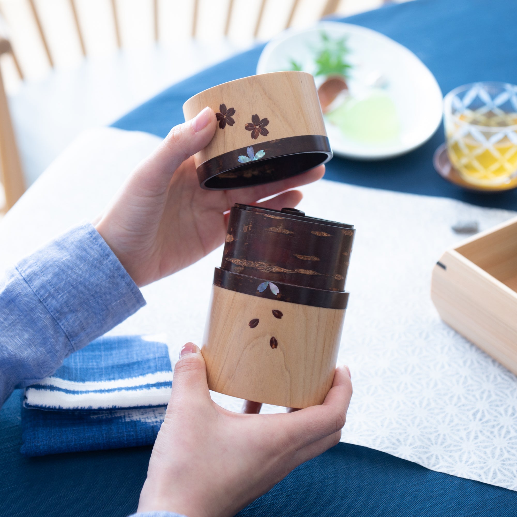 Yatsuyanagi Shell Inlay Sakura and Cypress Akita Cherry Bark Work Tea Canister - MUSUBI KILN - Quality Japanese Tableware and Gift