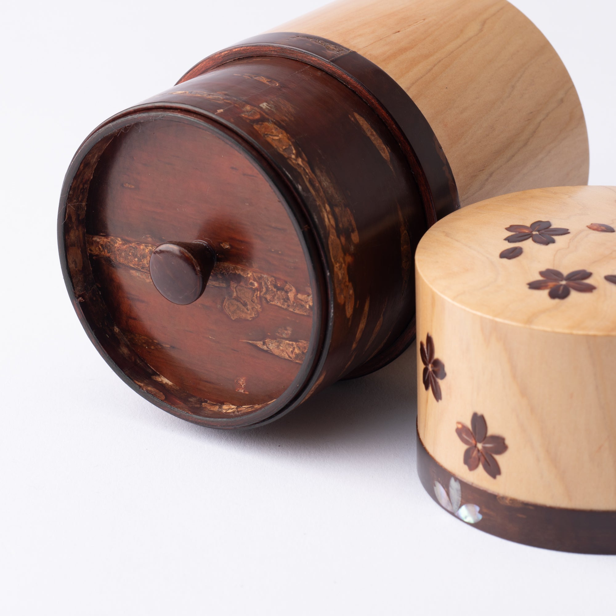 Yatsuyanagi Shell Inlay Sakura and Cypress Akita Cherry Bark Work Tea Canister - MUSUBI KILN - Quality Japanese Tableware and Gift