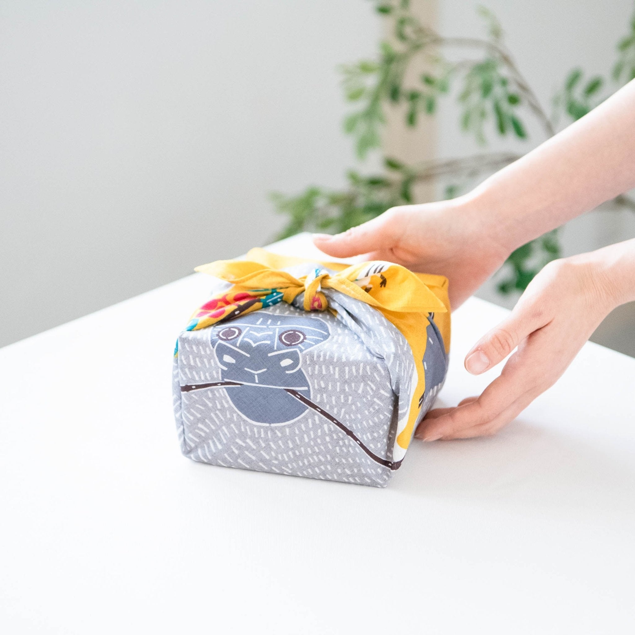 Yellow Gorilla Furoshiki Wrapping Cloth 19.7in - MUSUBI KILN - Quality Japanese Tableware and Gift