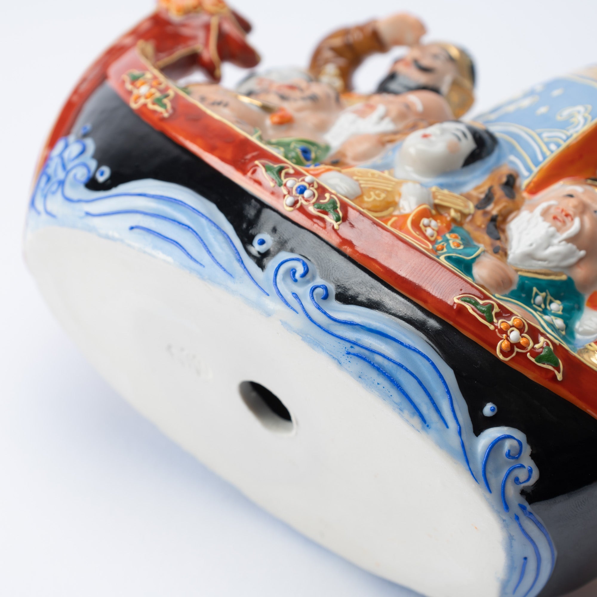 Yoneda Yuzan Kiln Kutani Seven Lucky Gods and Treasure Boat - MUSUBI KILN - Quality Japanese Tableware and Gift