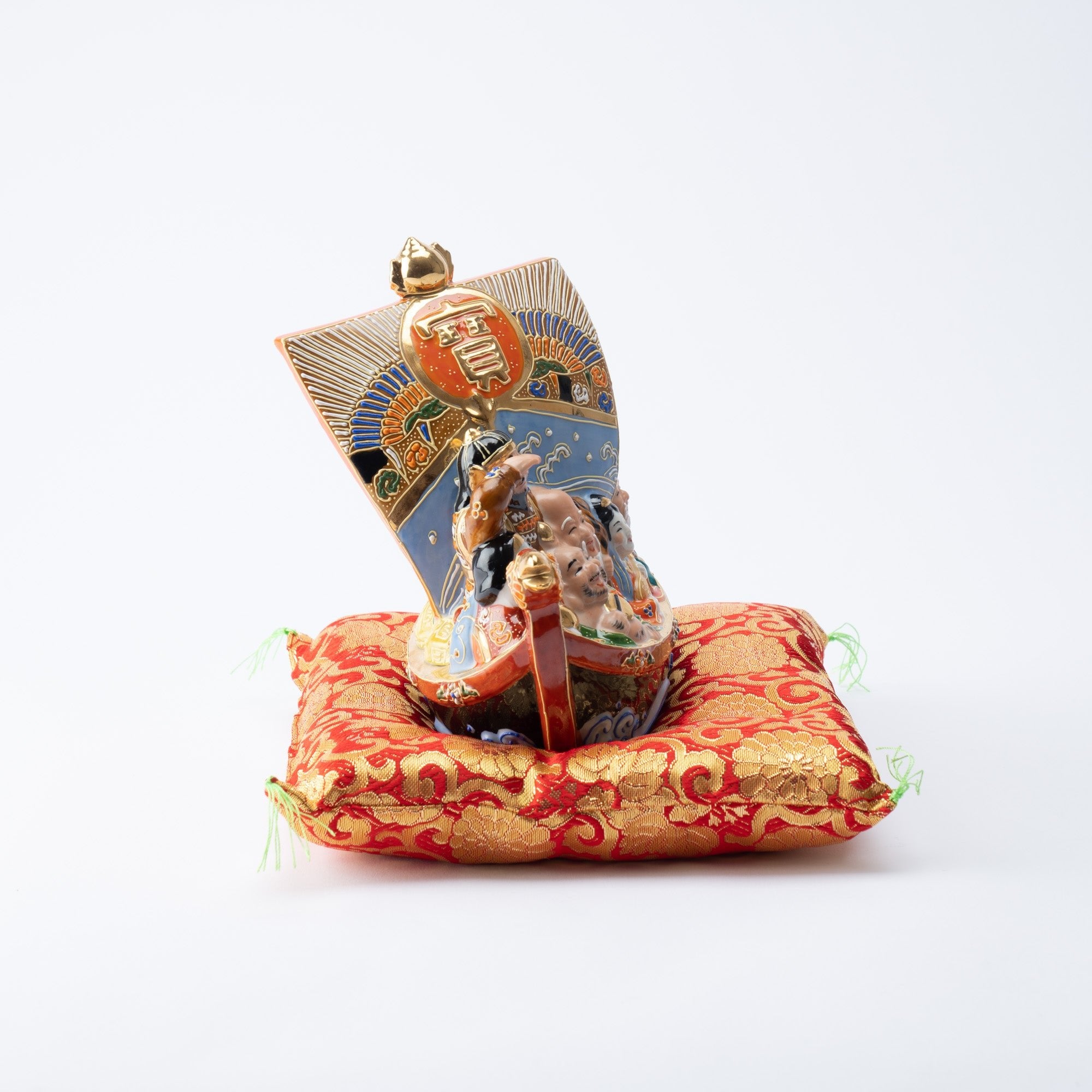 Yoneda Yuzan Kiln Kutani Seven Lucky Gods and Treasure Boat - MUSUBI KILN - Quality Japanese Tableware and Gift