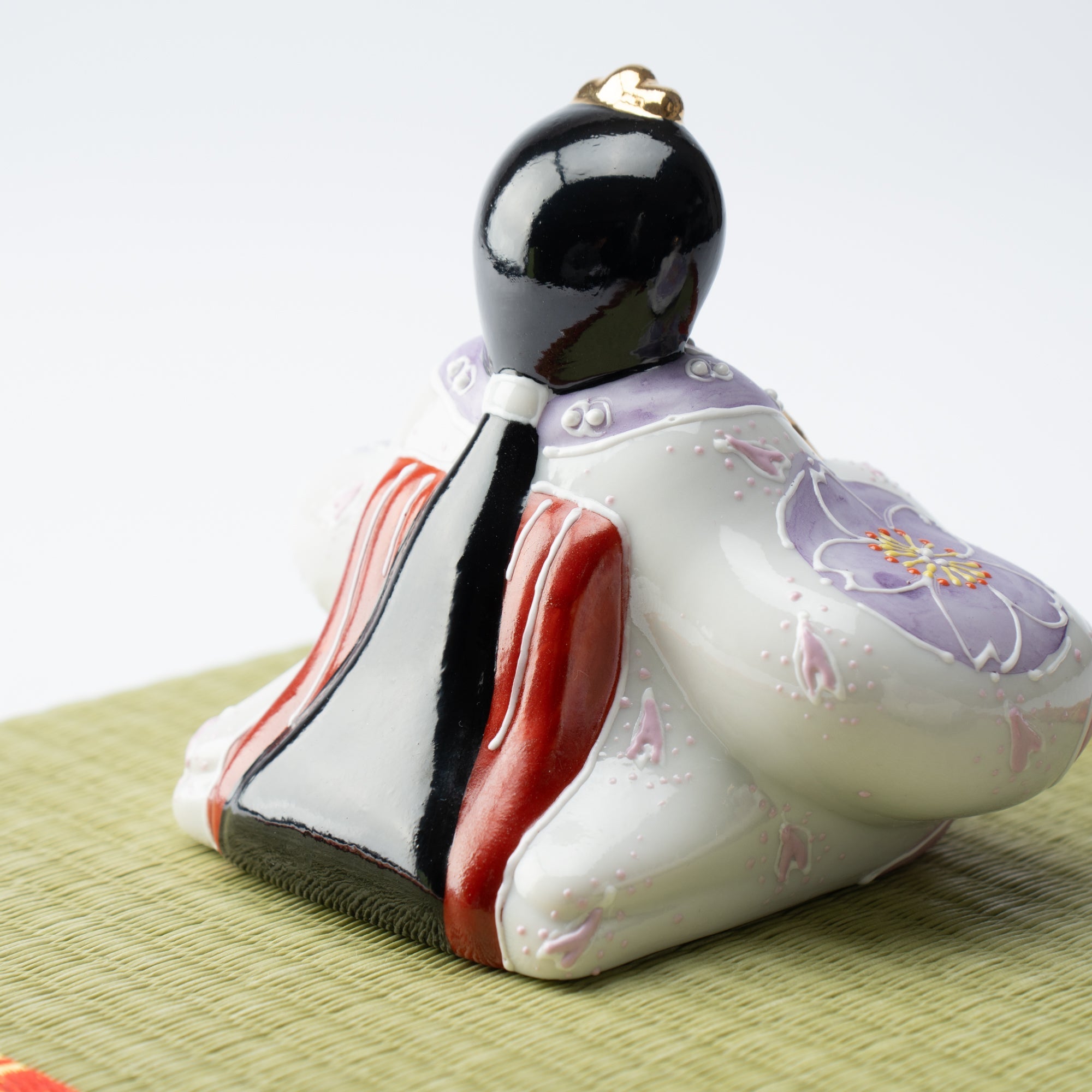 Yoneda Yuzan Purple Sakura Kutani Hina Dolls with Mini Tatami Mat - MUSUBI KILN - Quality Japanese Tableware and Gift