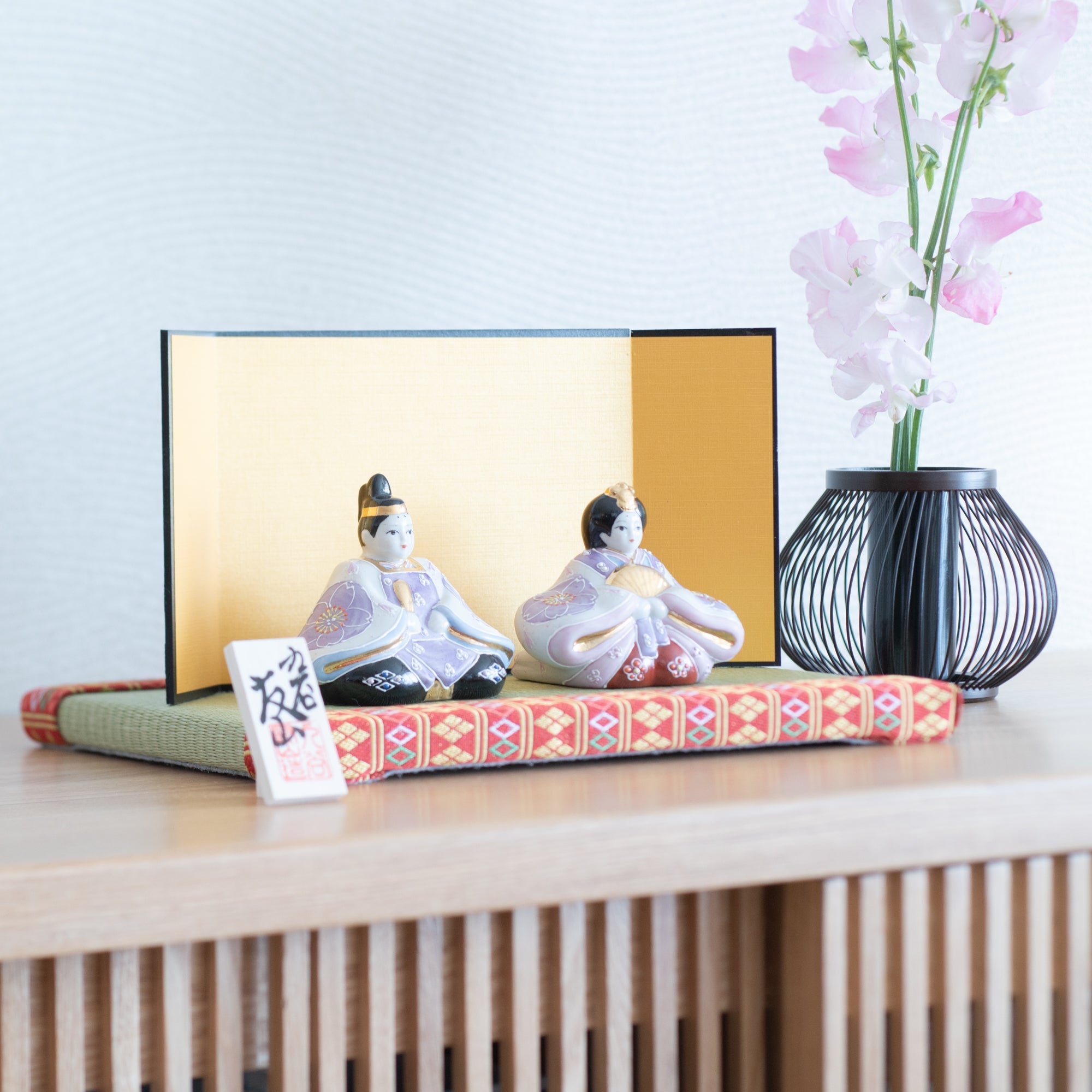 Yoneda Yuzan Purple Sakura Kutani Hina Dolls with Mini Tatami Mat - MUSUBI KILN - Quality Japanese Tableware and Gift