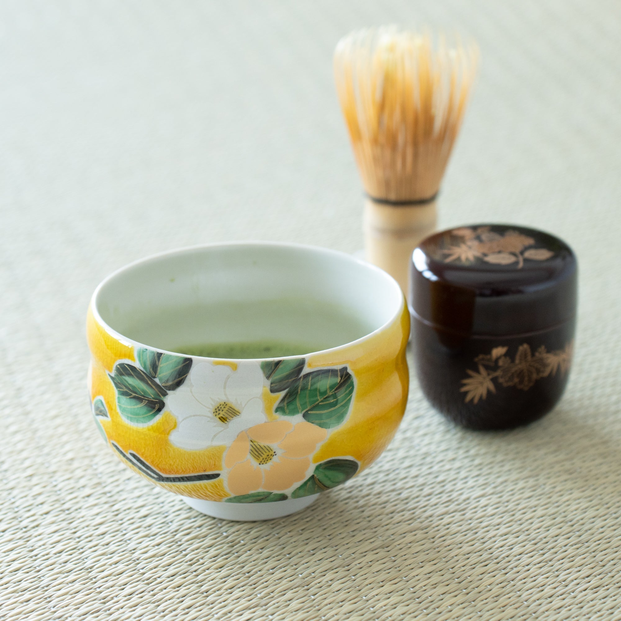 Yoshidaya Camellia Kutani Matcha Bowl Chawan - MUSUBI KILN - Quality Japanese Tableware and Gift