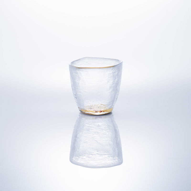 Yoshita Kasho Maple Leaves Maki - e Glass Sake Cup - MUSUBI KILN - Quality Japanese Tableware and Gift