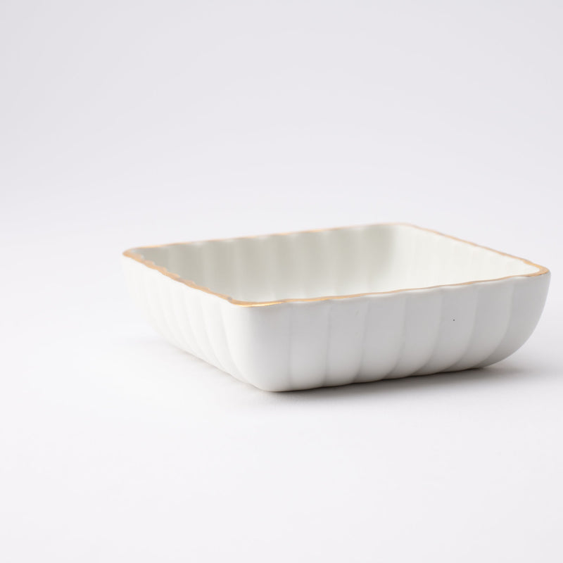 Zuiho Kiln Chrysanthemum Square Sauce Plate - MUSUBI KILN - Quality Japanese Tableware and Gift