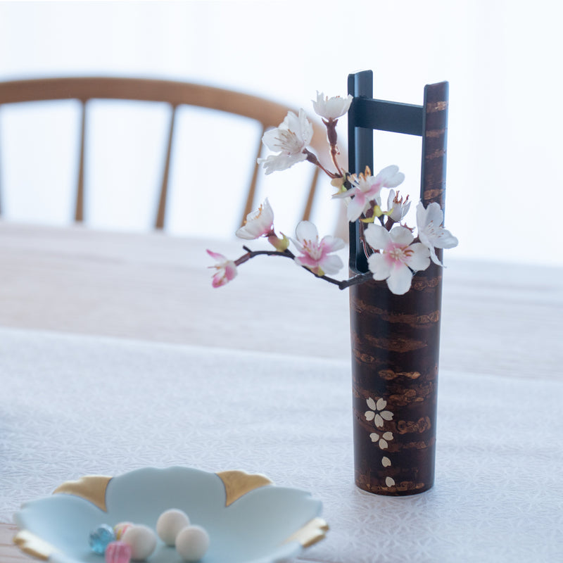 Yatsuyanagi Sakura Pail Akita Cherry Bark Work Single-Flower Vase