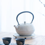 Seven Stars Nambu Ironware Cast Iron Teapot with Trivet  20.3oz(600ml)