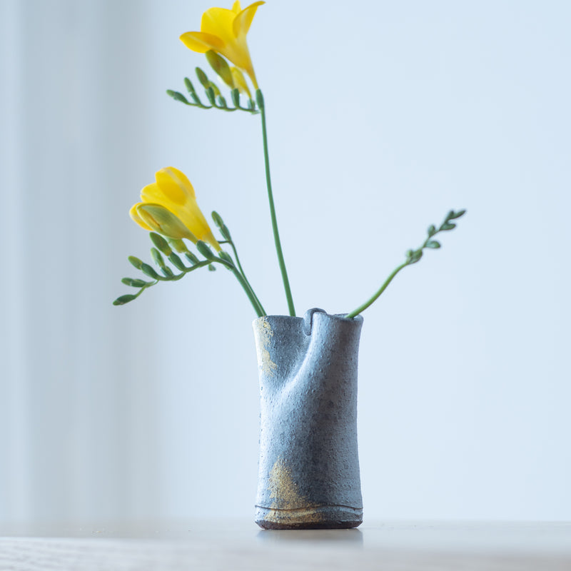 Black and Gold Shigaraki Ware Small Flower Vase