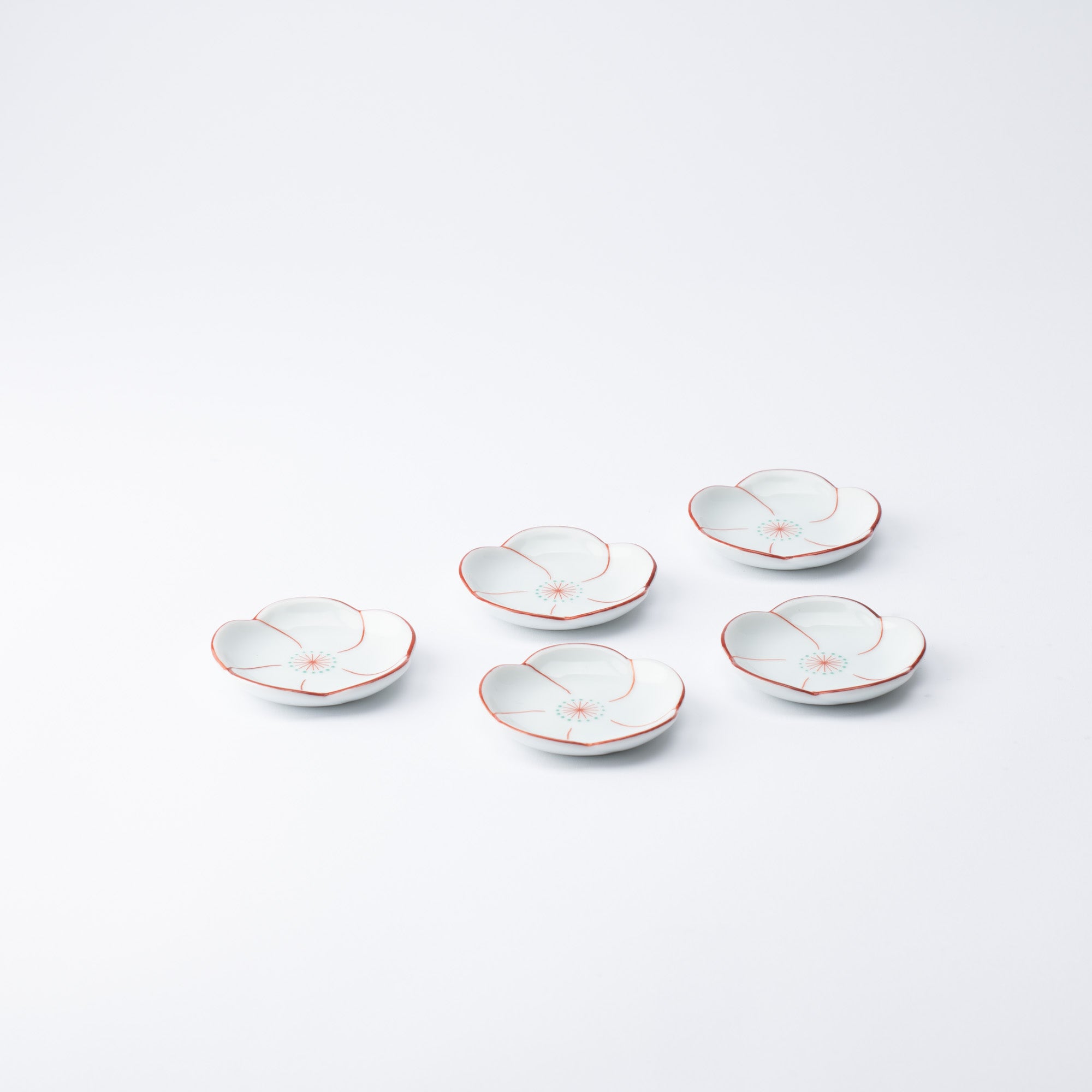 Yazaemon Plum-Shaped Sauce Plate Set