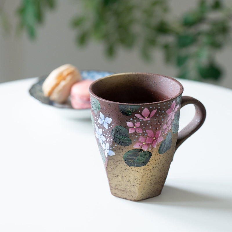 Bizan Kiln Hydrangea Rough-Hewn Kutani Mug - MUSUBI KILN - Handmade Japanese Tableware and Japanese Dinnerware