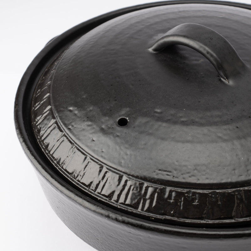 Black Banko Donabe Japanese Clay Pot for 3 to 4 persons, MUSUBI KILN