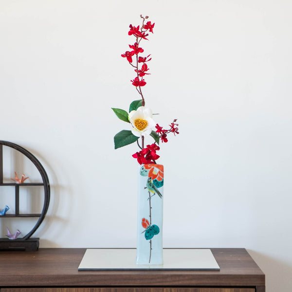 Camellia Kutani Flower Vase - MUSUBI KILN - Handmade Japanese Tableware and Japanese Dinnerware