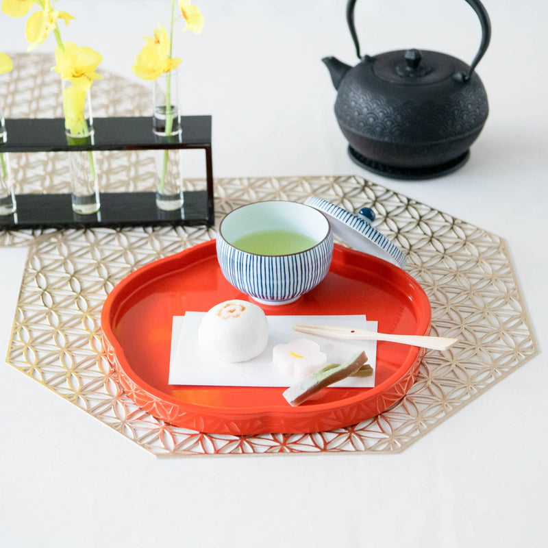 Fukunishi Sobe Plum-Shaped Aizu Lacquer Tray - MUSUBI KILN - Handmade Japanese Tableware and Japanese Dinnerware