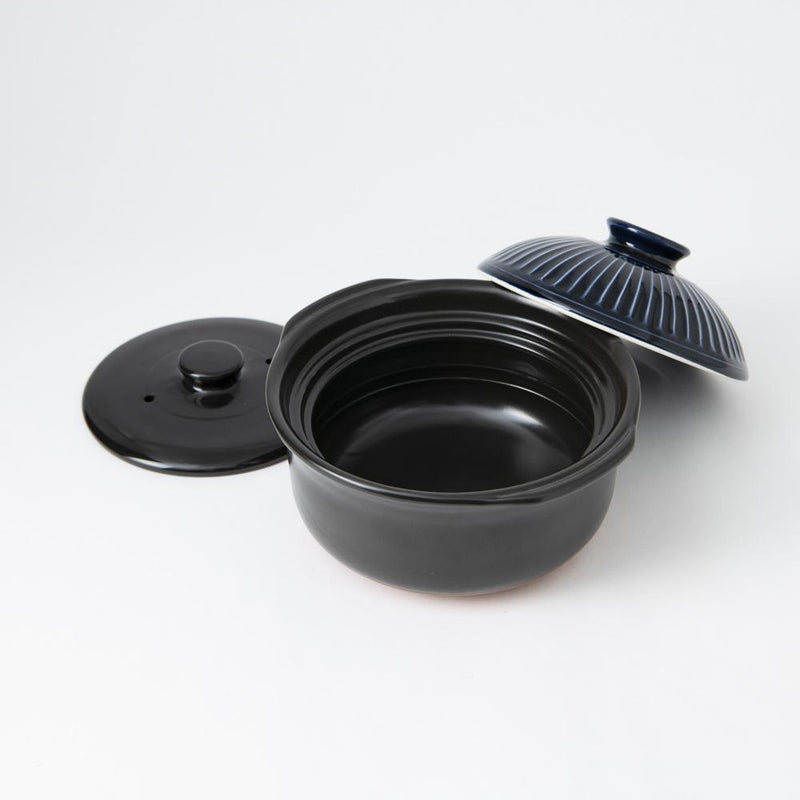https://musubikiln.com/cdn/shop/products/ginpo-kikka-banko-donabe-rice-cooker-3cups-musubi-kiln-handmade-japanese-tableware-and-japanese-dinnerware-774152_800x.jpg?v=1635852889